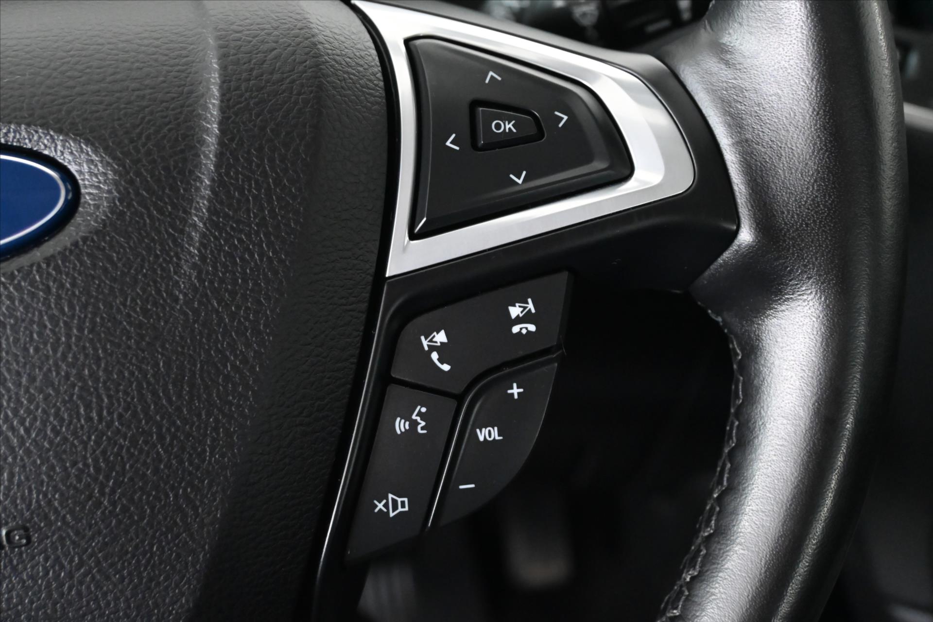 Hlavní fotografie vozu Ford S-MAX 2,0 EcoBlue 110 kW NAVIGACE Záruka až 5 let (18)