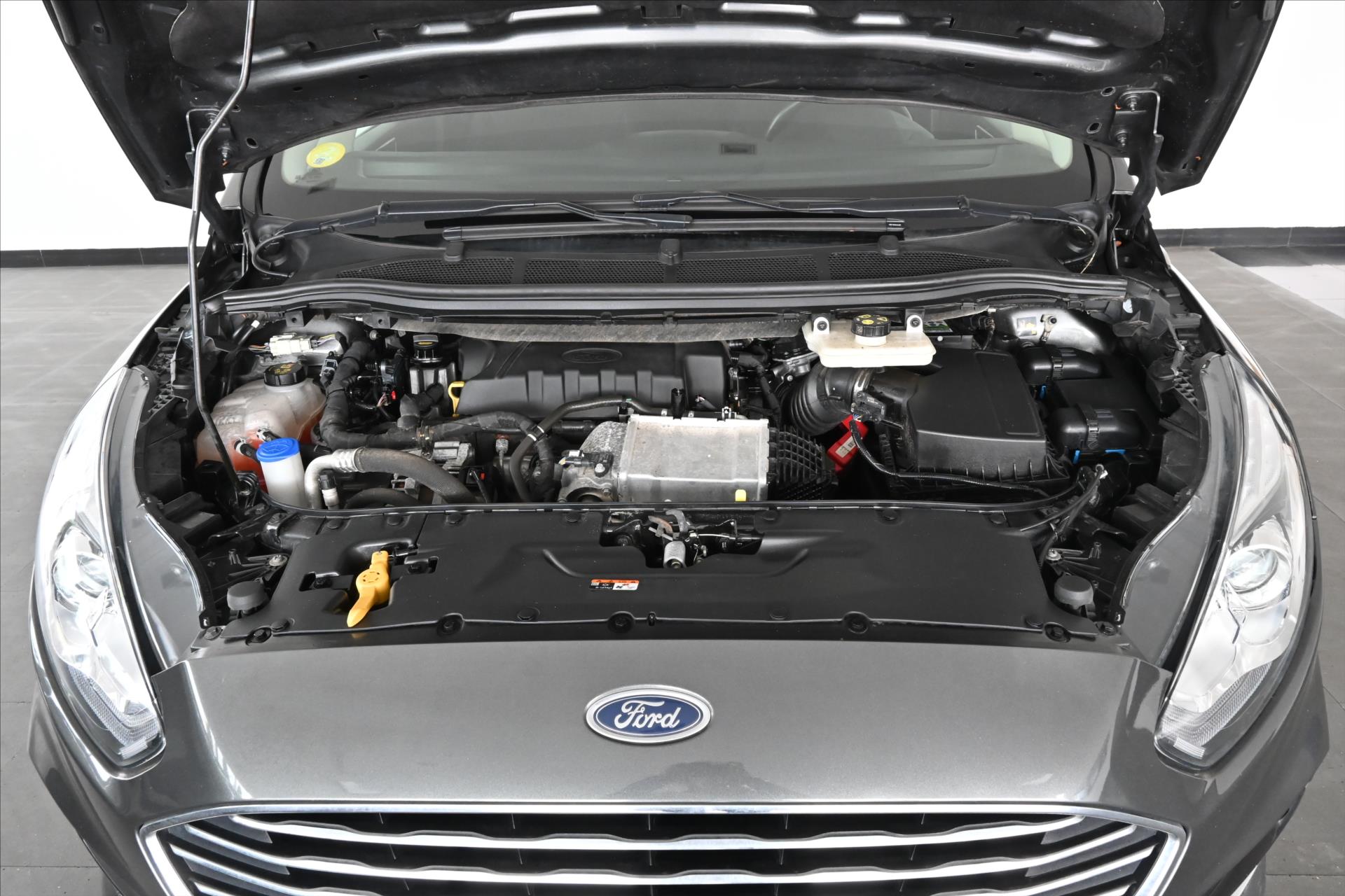 Hlavní fotografie vozu Ford S-MAX 2,0 EcoBlue 110 kW Titanium Záruka až 5 let (6)