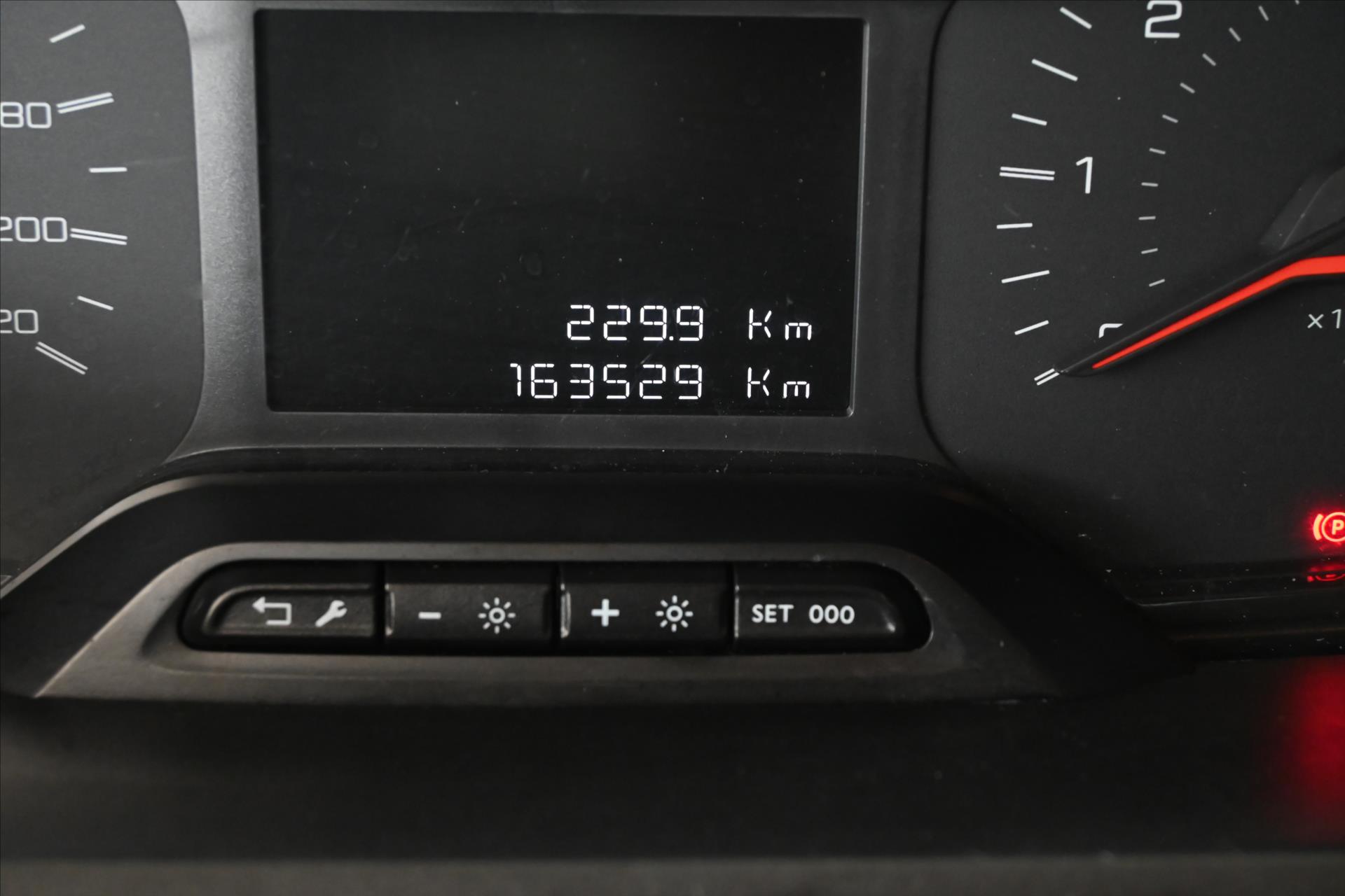 Main photo of the car Peugeot Partner 1.5 BlueHDi 75 kW Premium Warranty up to 5 years (14)