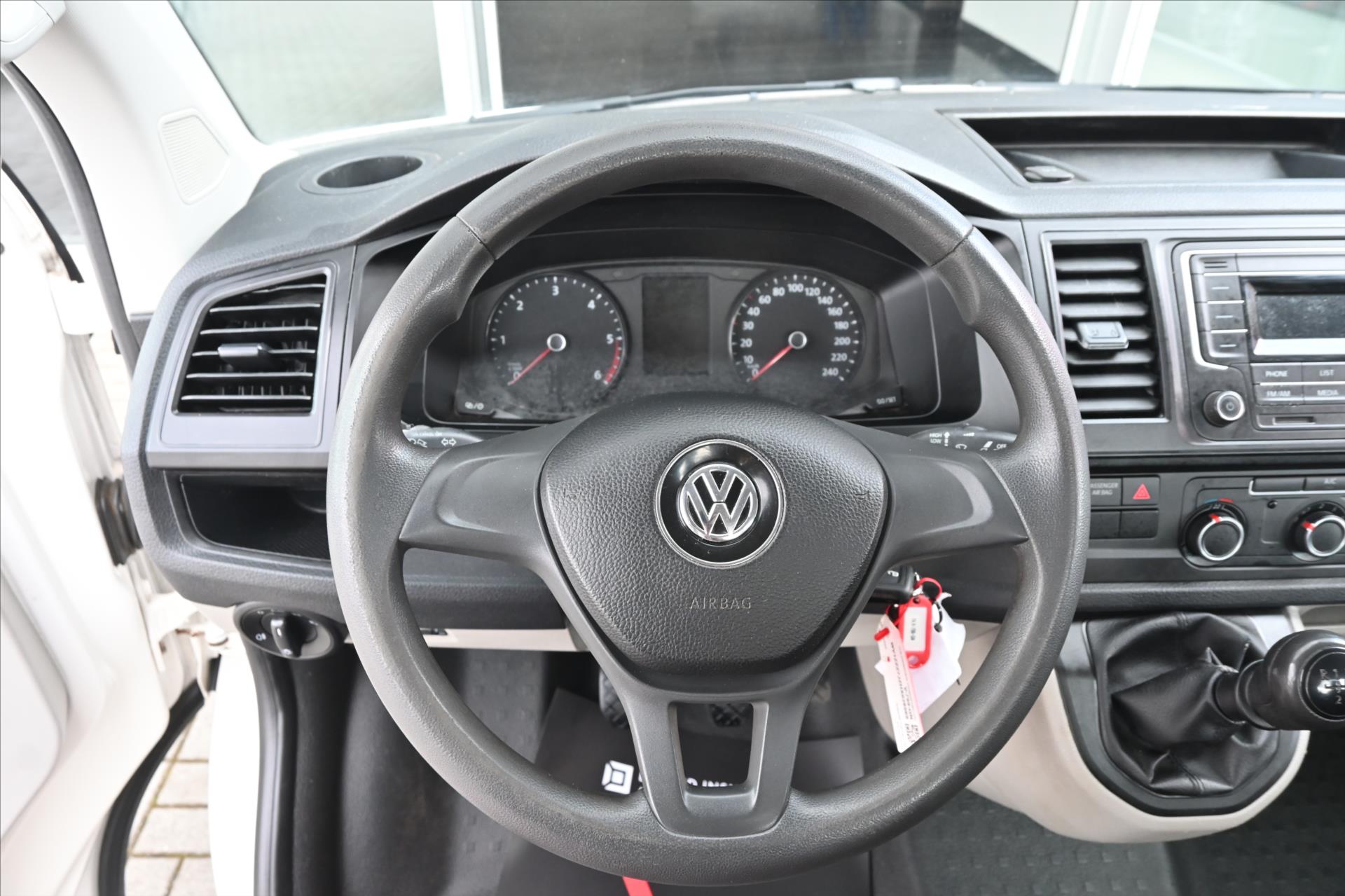 Hlavní fotografie vozu Volkswagen Transporter 2,0 TDI 110kW Tažné Záruka až 5 let (16)