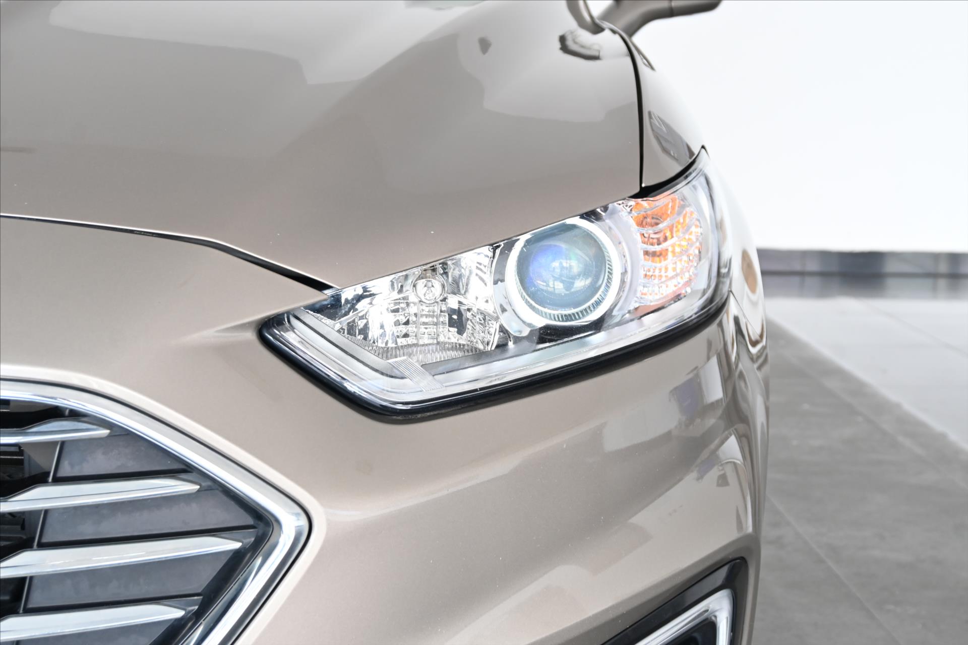 Hlavní fotografie vozu Ford Mondeo 2,0 EcoBlue 110 kW Business Záruka až 5 let (28)