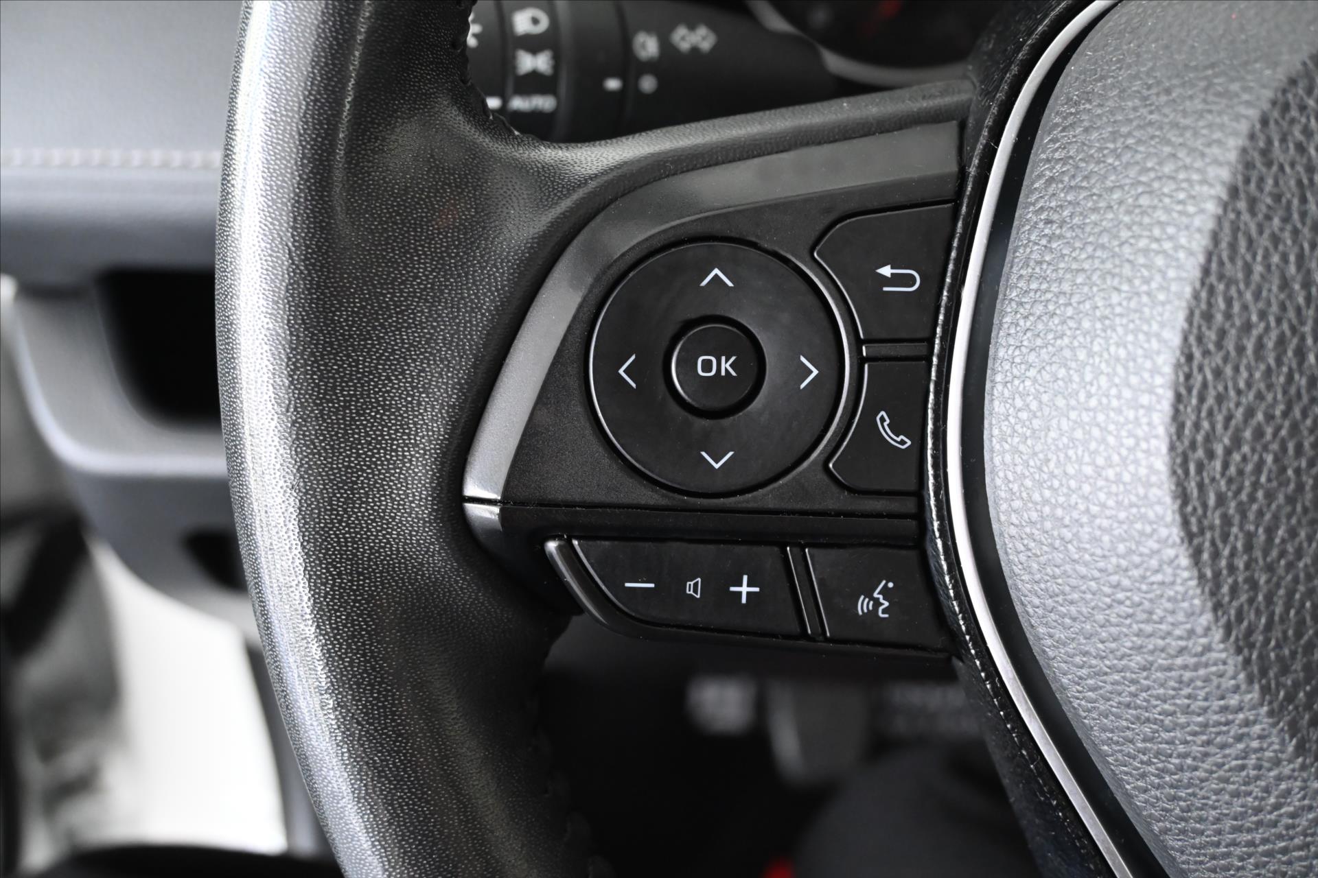 Hlavní fotografie vozu Toyota Rav4 2,0 VVT-iE 130 kW Navi Comfort Záruka až 5 let (18)