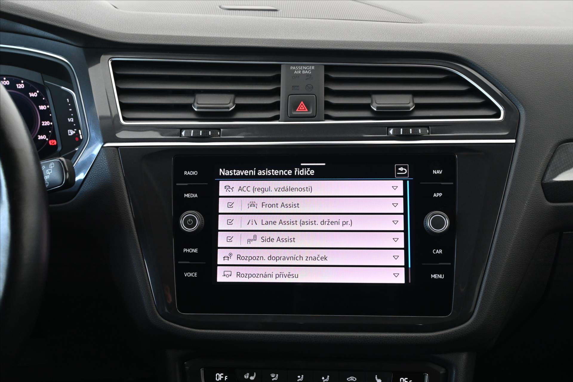 Hlavní fotografie vozu Volkswagen Tiguan Allspace 2,0 TDI 147 kW R-Line 4x4 7Míst Záruka až 5 let (22)