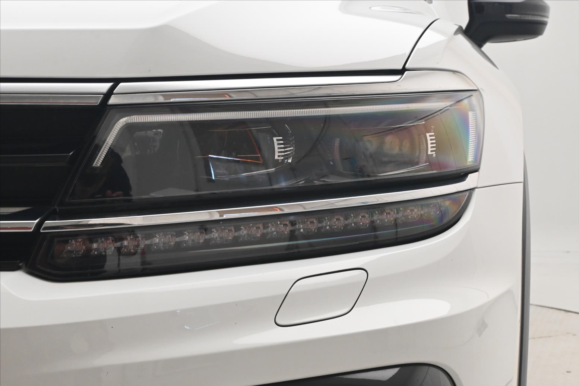 Hlavní fotografie vozu Volkswagen Tiguan Allspace 2,0 TDI 147 kW R-Line 4x4 7Míst Záruka až 5 let (33)