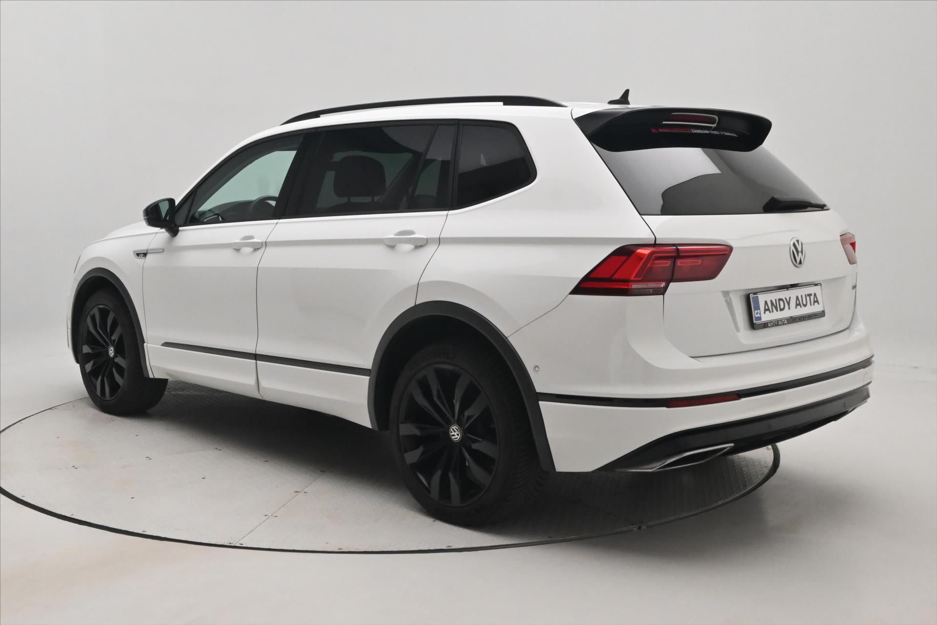 Hlavní fotografie vozu Volkswagen Tiguan Allspace 2,0 TDI 147 kW R-Line 4x4 7Míst Záruka až 5 let (7)