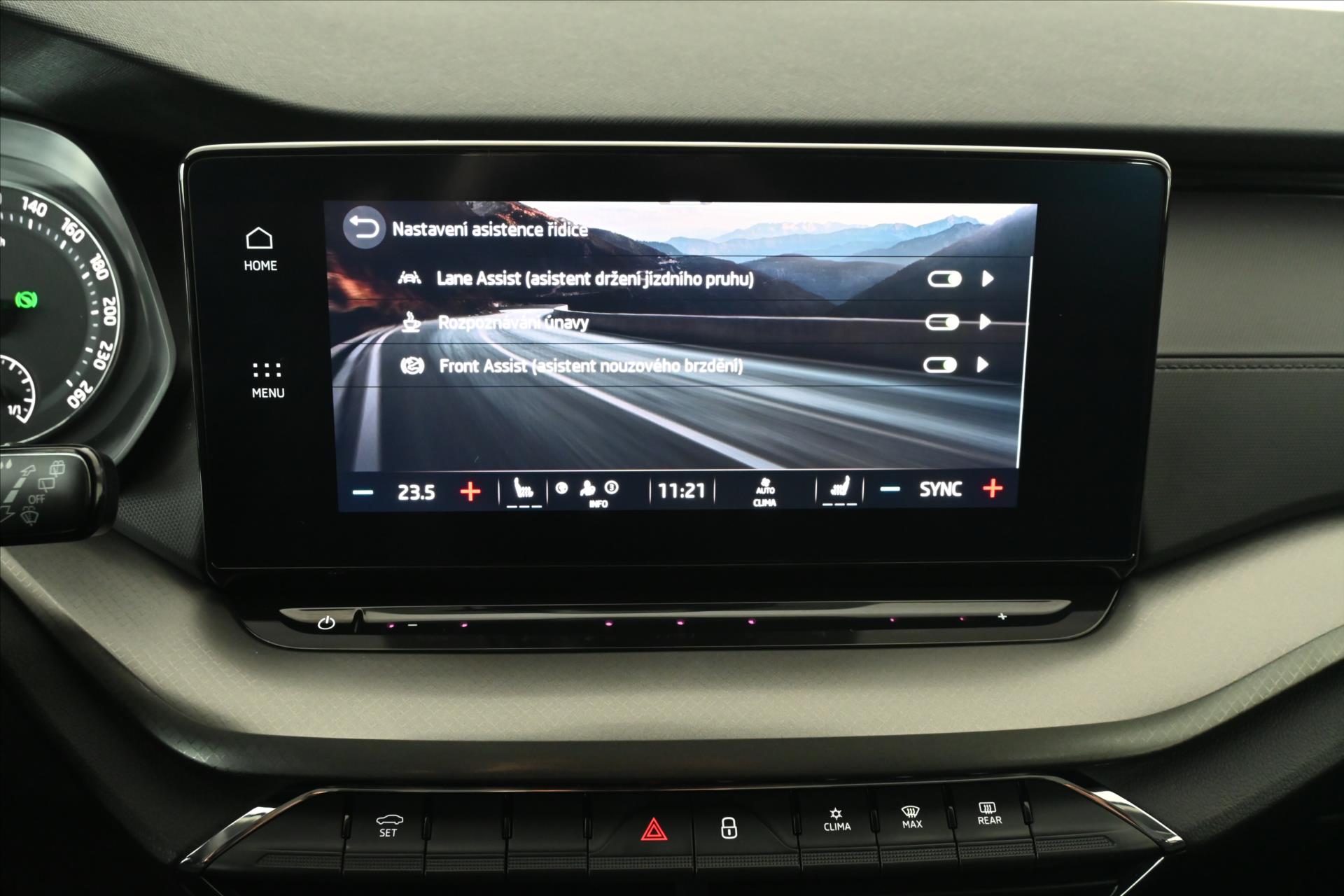 Hlavní fotografie vozu Škoda Octavia 2,0 TDI 110 kW DSG Business Executive Záruka až 5 let (21)