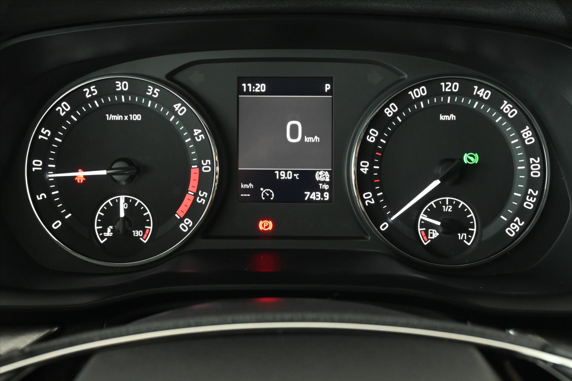 Hlavní fotografie vozu Škoda Octavia 2,0 TDI 110 kW DSG Business Executive Záruka až 5 let (14)