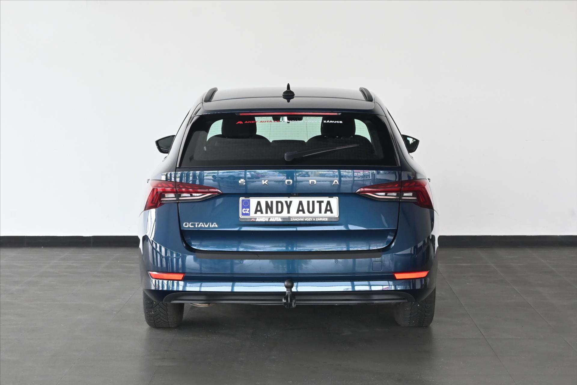 Hlavní fotografie vozu Škoda Octavia 2,0 TDI 110 kW DSG Business Executive Záruka až 5 let (5)