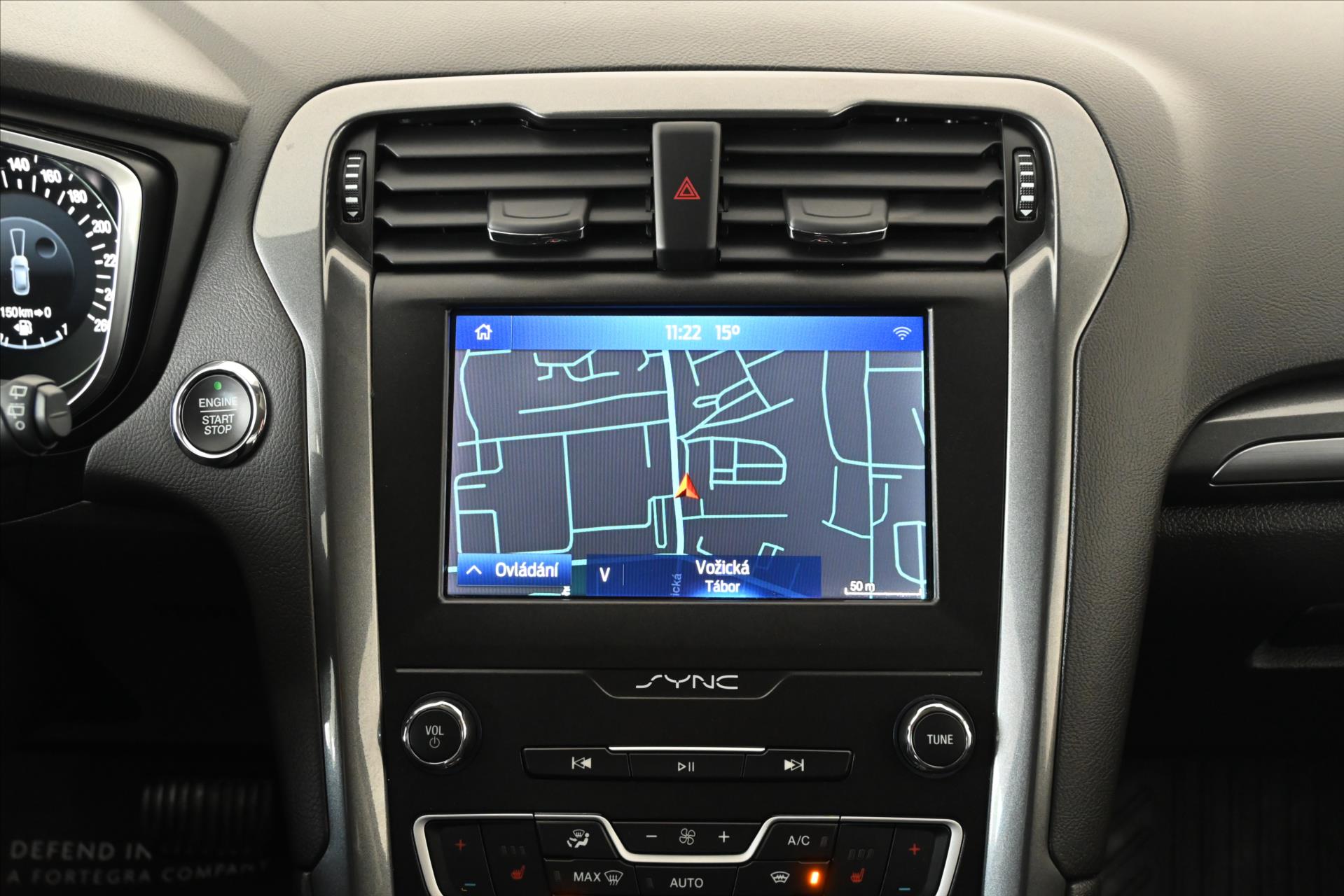 Hlavní fotografie vozu Ford Mondeo 2,0 EcoBlue 110 kW AT8 Titanium Záruka až 5 let (20)