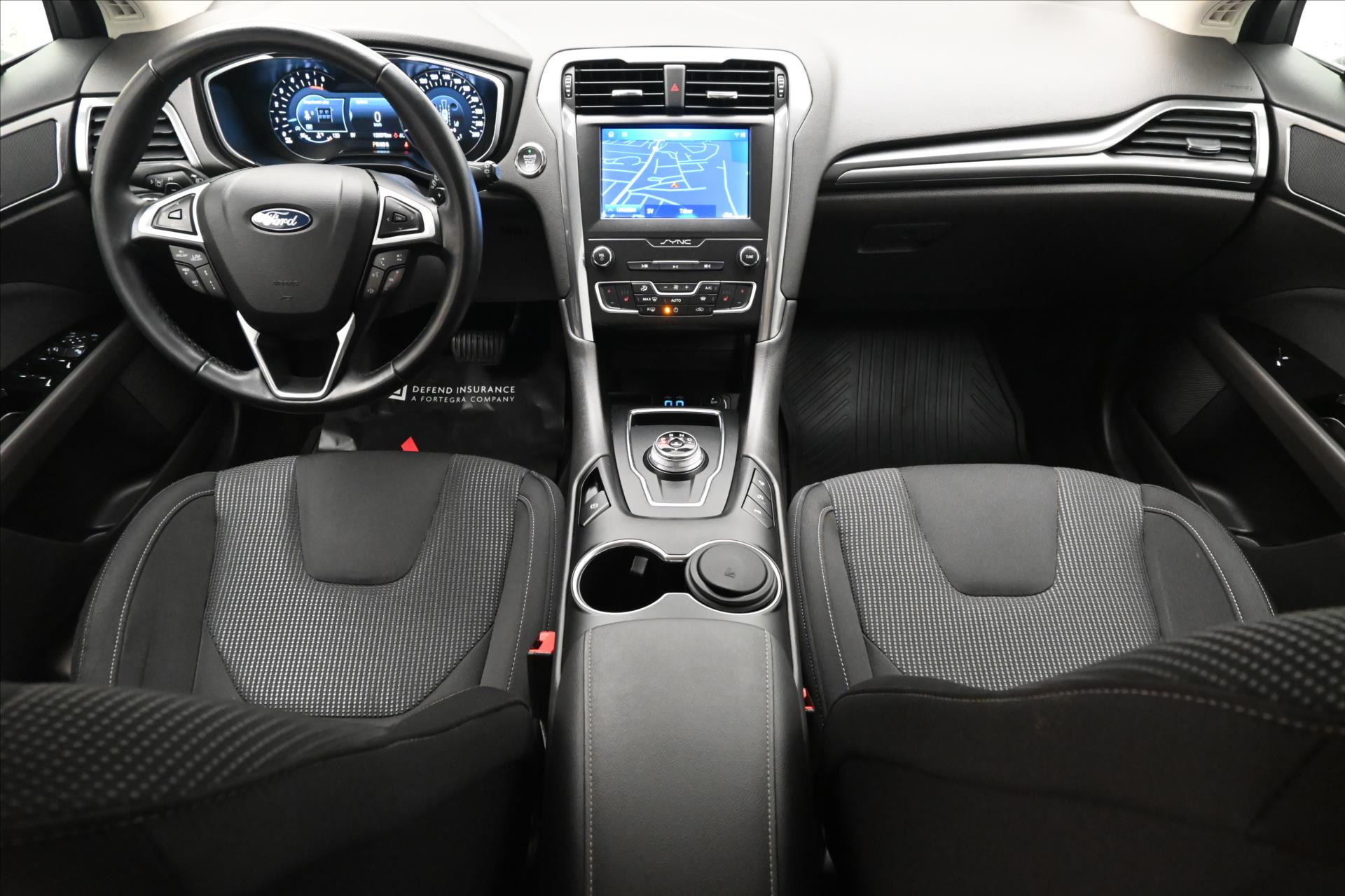 Hlavní fotografie vozu Ford Mondeo 2,0 EcoBlue 110kW AT8 Titanium Záruka až 5 let (15)