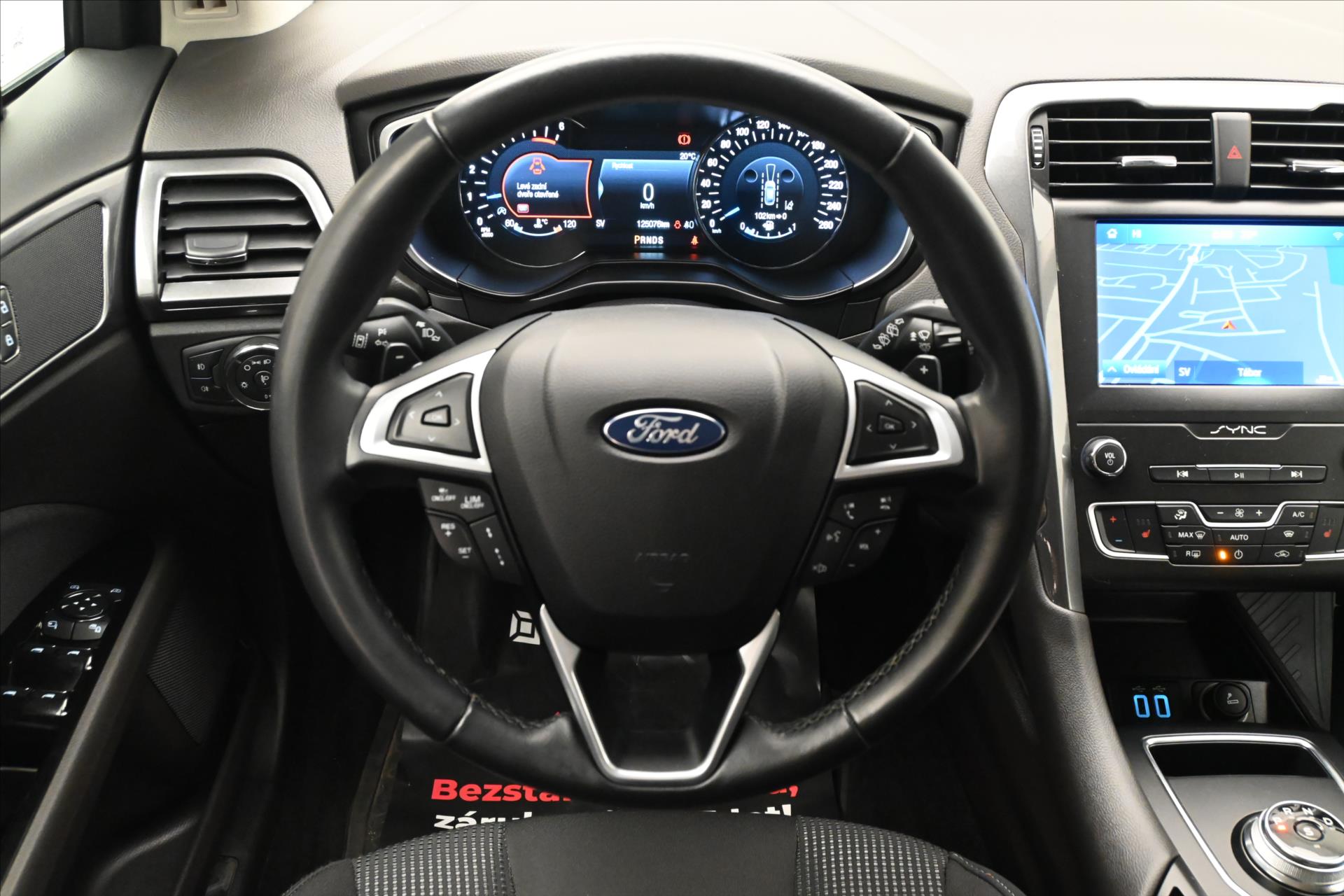 Hlavní fotografie vozu Ford Mondeo 2,0 EcoBlue 110kW AT8 Titanium Záruka až 5 let (18)