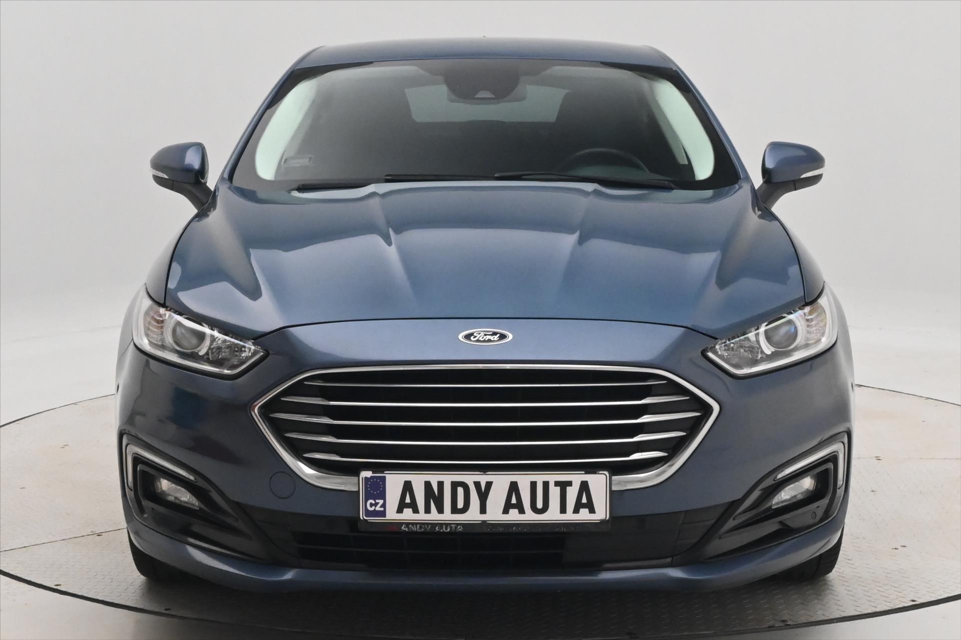 Hlavní fotografie vozu Ford Mondeo 2,0 EcoBlue 110kW AT8 Titanium Záruka až 5 let (2)