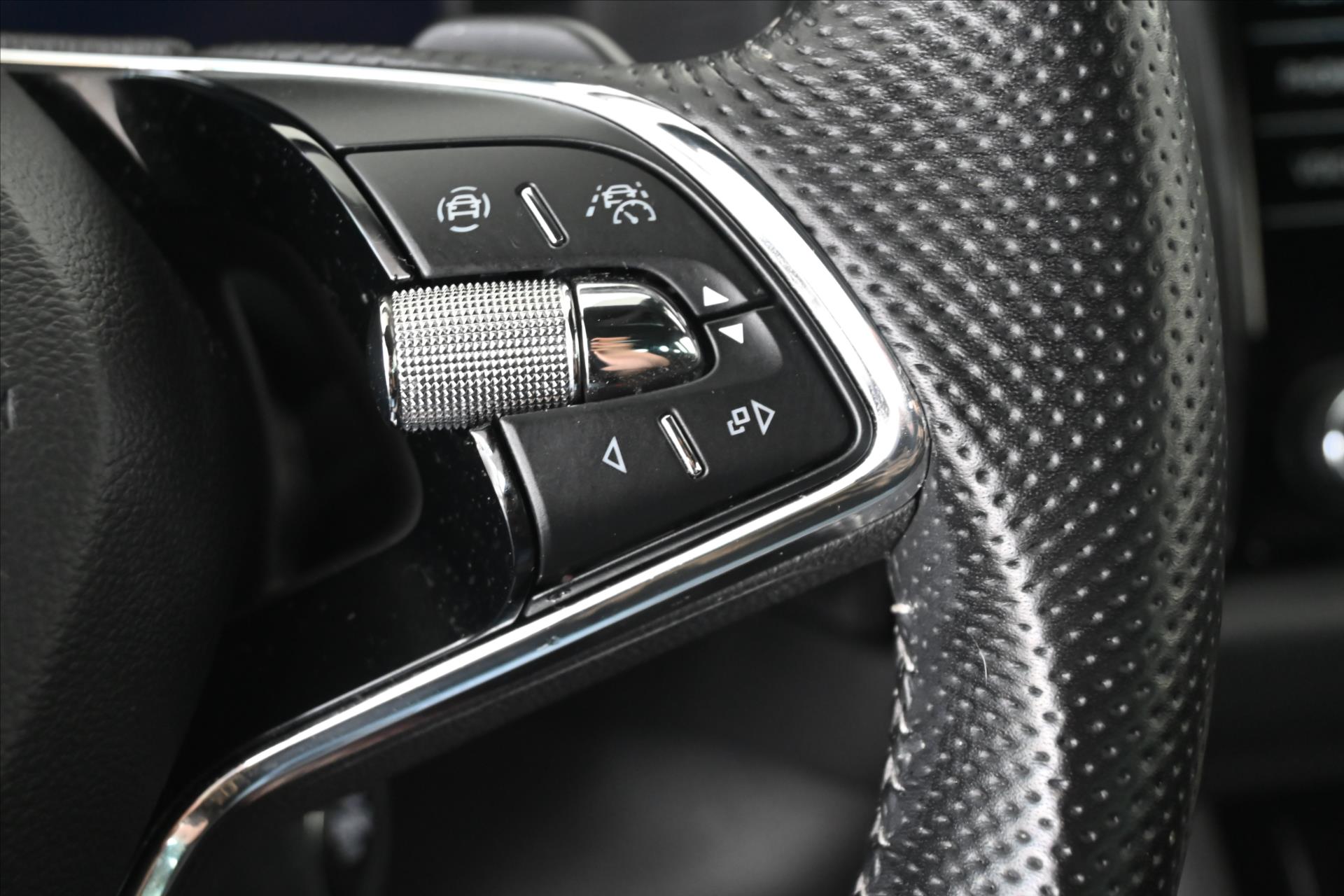 Main photo of the car Skoda Kodiaq 1.5 TSI 110 kW DSG Sportline Business Warranty up to 5 years (19)