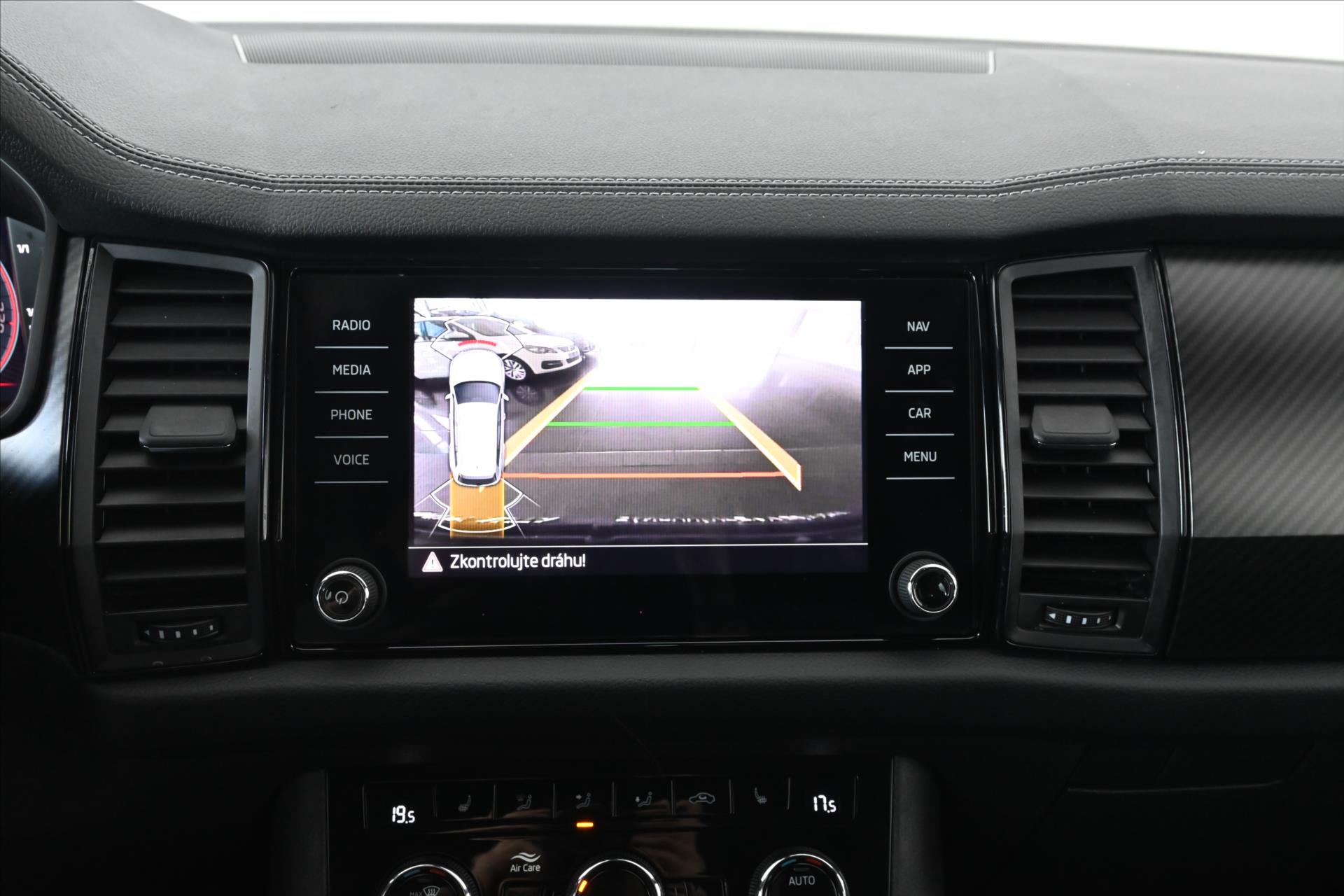 Main photo of the car Skoda Kodiaq 1.5 TSI 110 kW DSG Sportline Business Warranty up to 5 years (23)