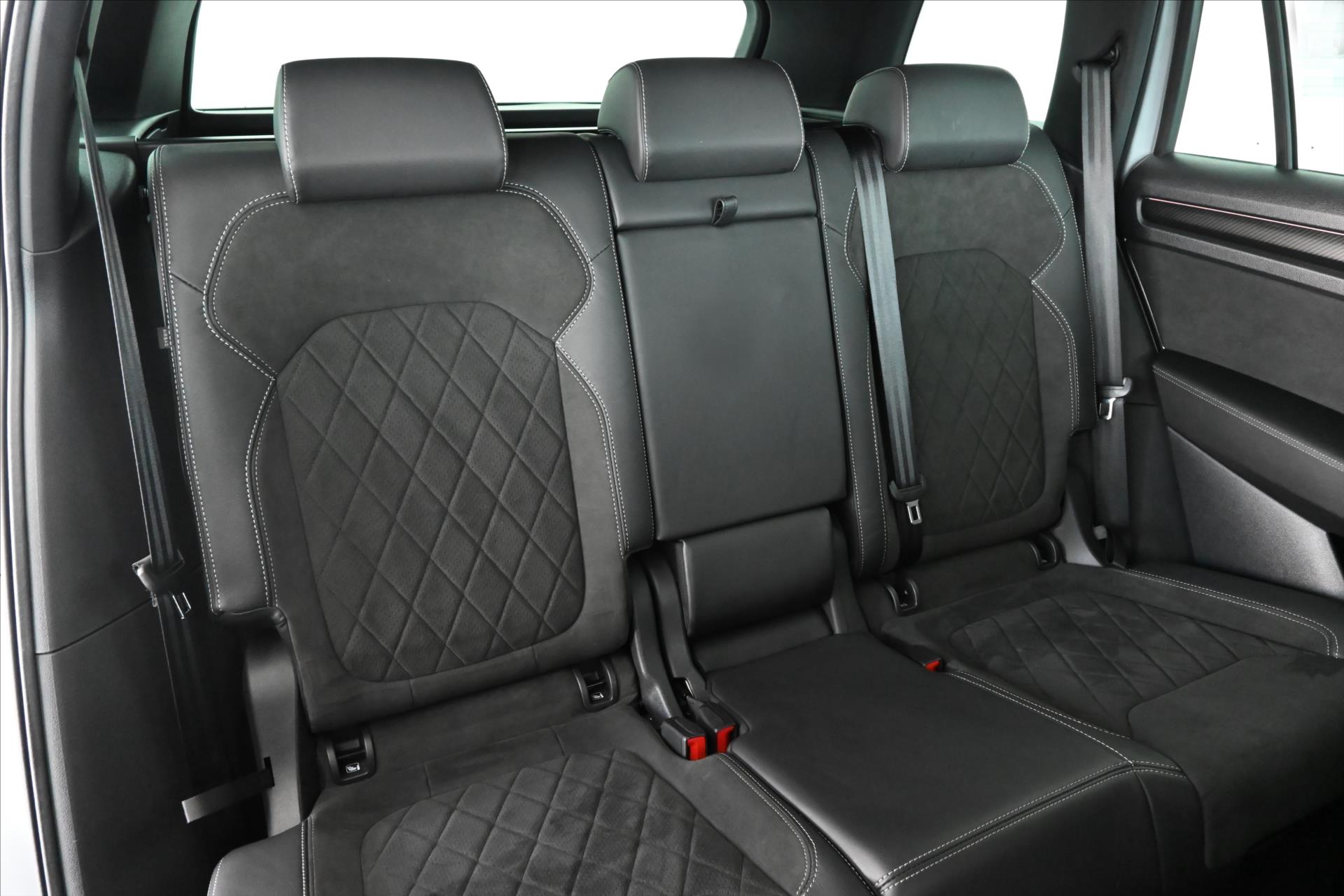 Main photo of the car Skoda Kodiaq 1.5 TSI 110 kW DSG Sportline Business Warranty up to 5 years (31)