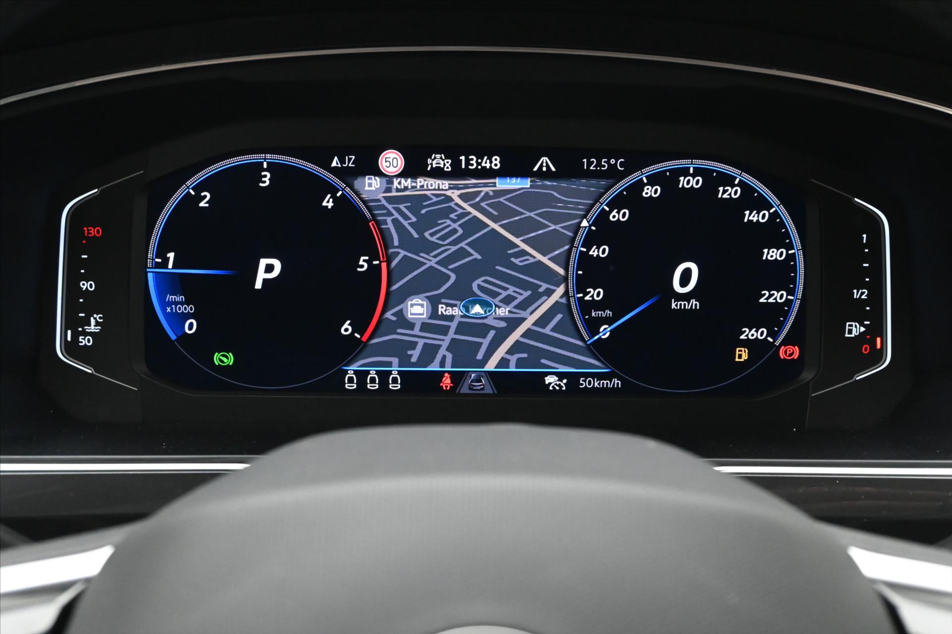 Hlavní fotografie vozu Volkswagen Tiguan Allspace 2,0 TDI 147 kW DSG 4x4 R-LINE Záruka až 5 let (16)