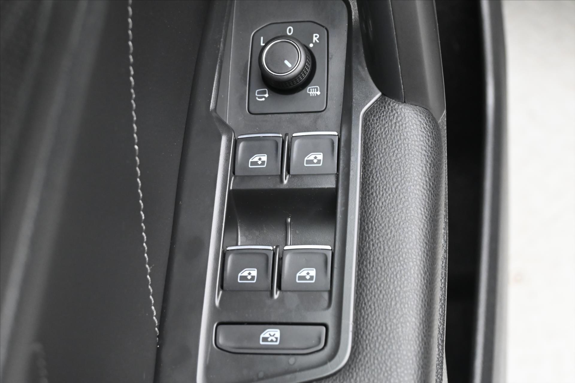 Hlavní fotografie vozu Volkswagen Tiguan Allspace 2,0 TDI 147 kW DSG 4x4 R-LINE Záruka až 5 let (26)