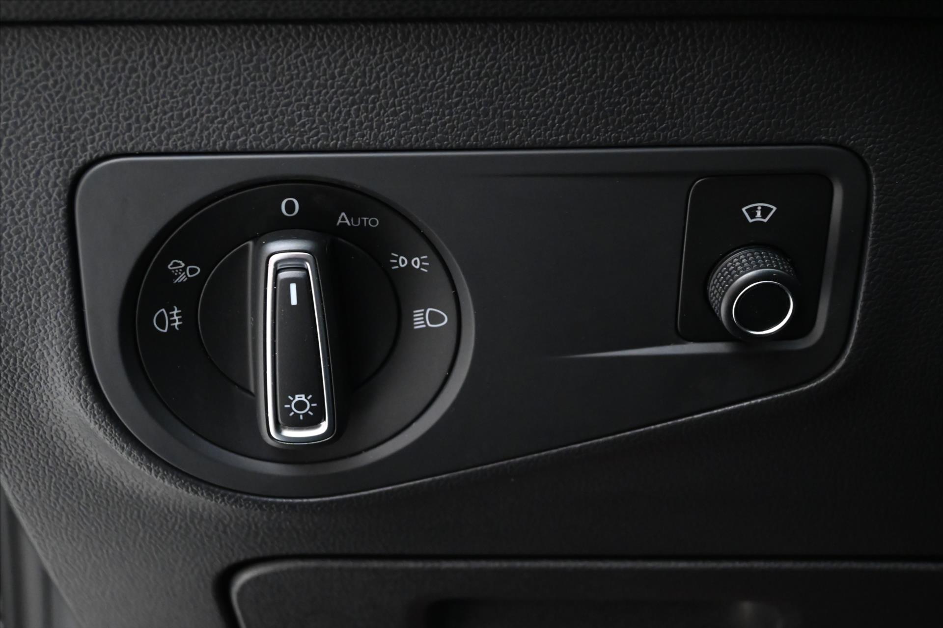 Hlavní fotografie vozu Volkswagen Tiguan Allspace 2,0 TDI 147 kW DSG 4x4 R-LINE Záruka až 5 let (27)