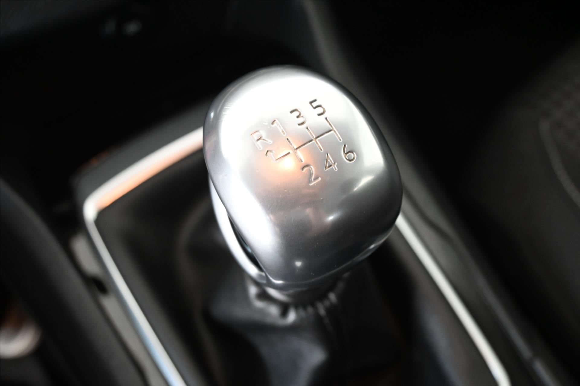 Main photo of the car Peugeot 308 1.5 BlueHDi 96 kW Active Business Warranty up to 5 years (24)