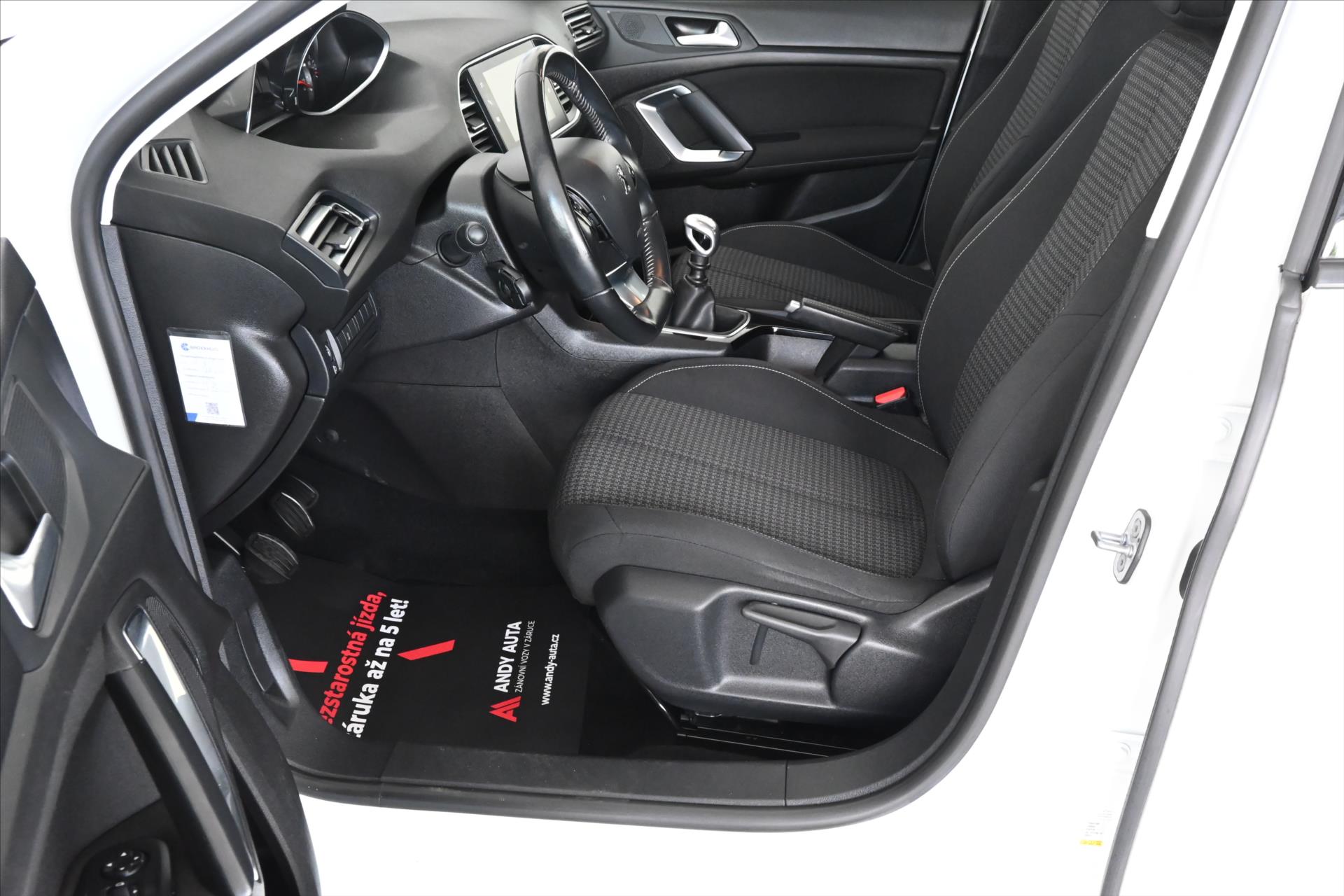 Main photo of the car Peugeot 308 1.5 BlueHDi 96 kW Active Business Warranty up to 5 years (10)