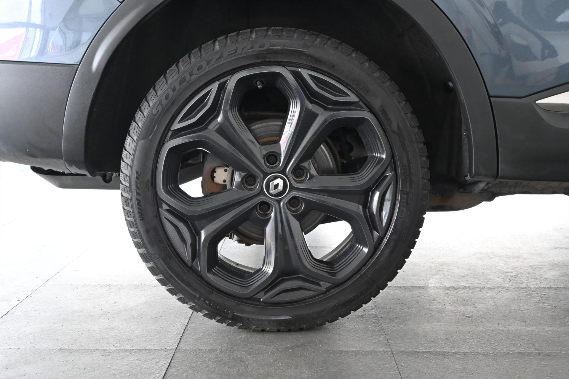 Hlavní fotografie vozu Renault Kadjar 1,7 Blue dCi 110 kW 4x4 Black Edition Záruka až 5 le (34)