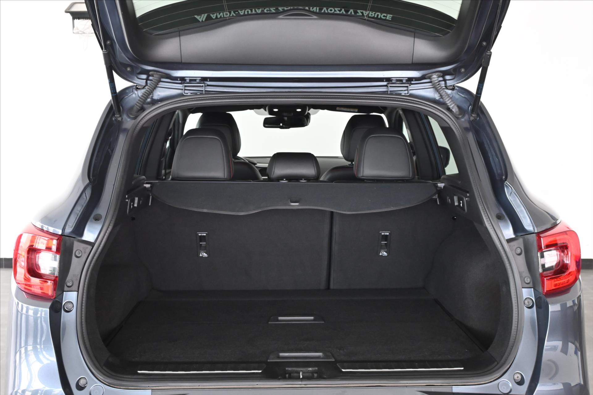 Hlavní fotografie vozu Renault Kadjar 1,7 Blue dCi 110 kW 4x4 Black Edition Záruka až 5 le (7)