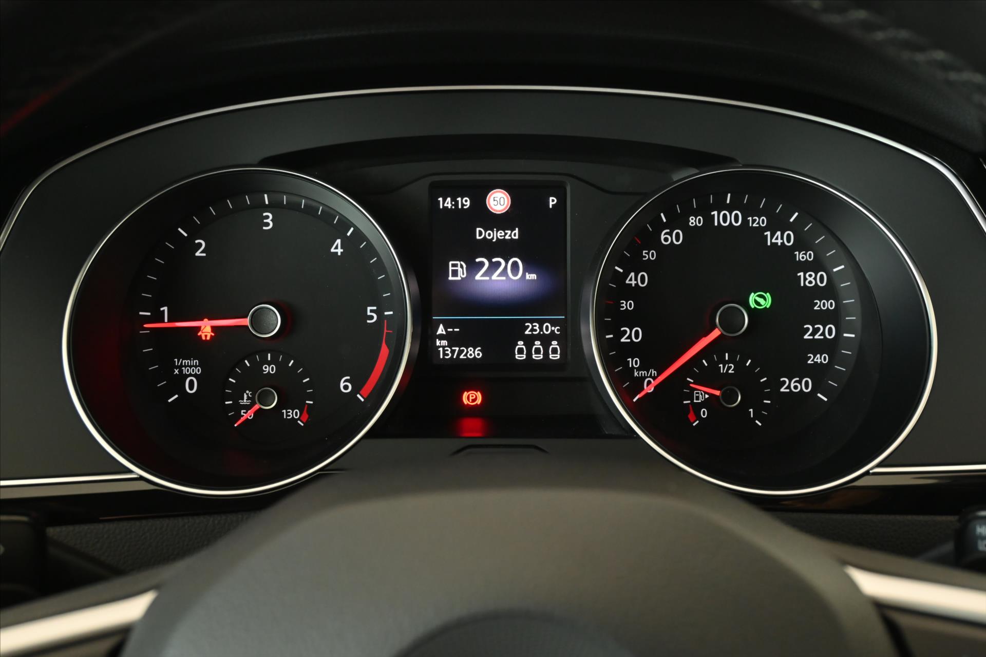 Hlavní fotografie vozu Volkswagen Passat 2,0 TDI 110 kW DSG ELEGANCE Záruka až 5 let (13)