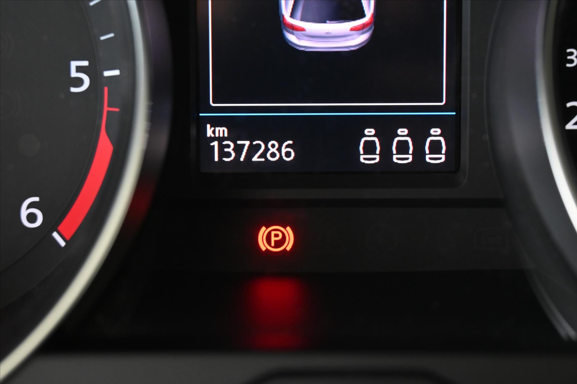 Hlavní fotografie vozu Volkswagen Passat 2,0 TDI 110 kW DSG ELEGANCE Záruka až 5 let (14)