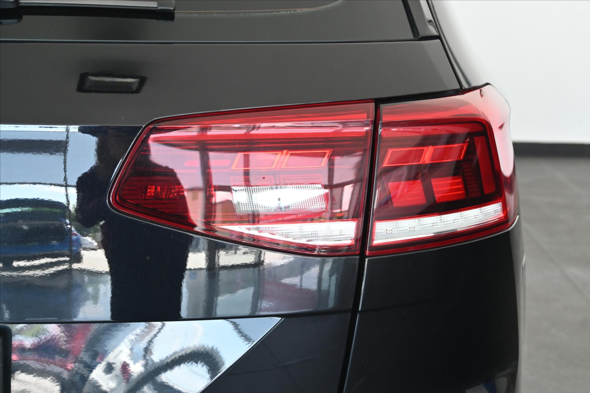 Hlavní fotografie vozu Volkswagen Passat 2,0 TDI 110 kW DSG ELEGANCE Záruka až 5 let (34)