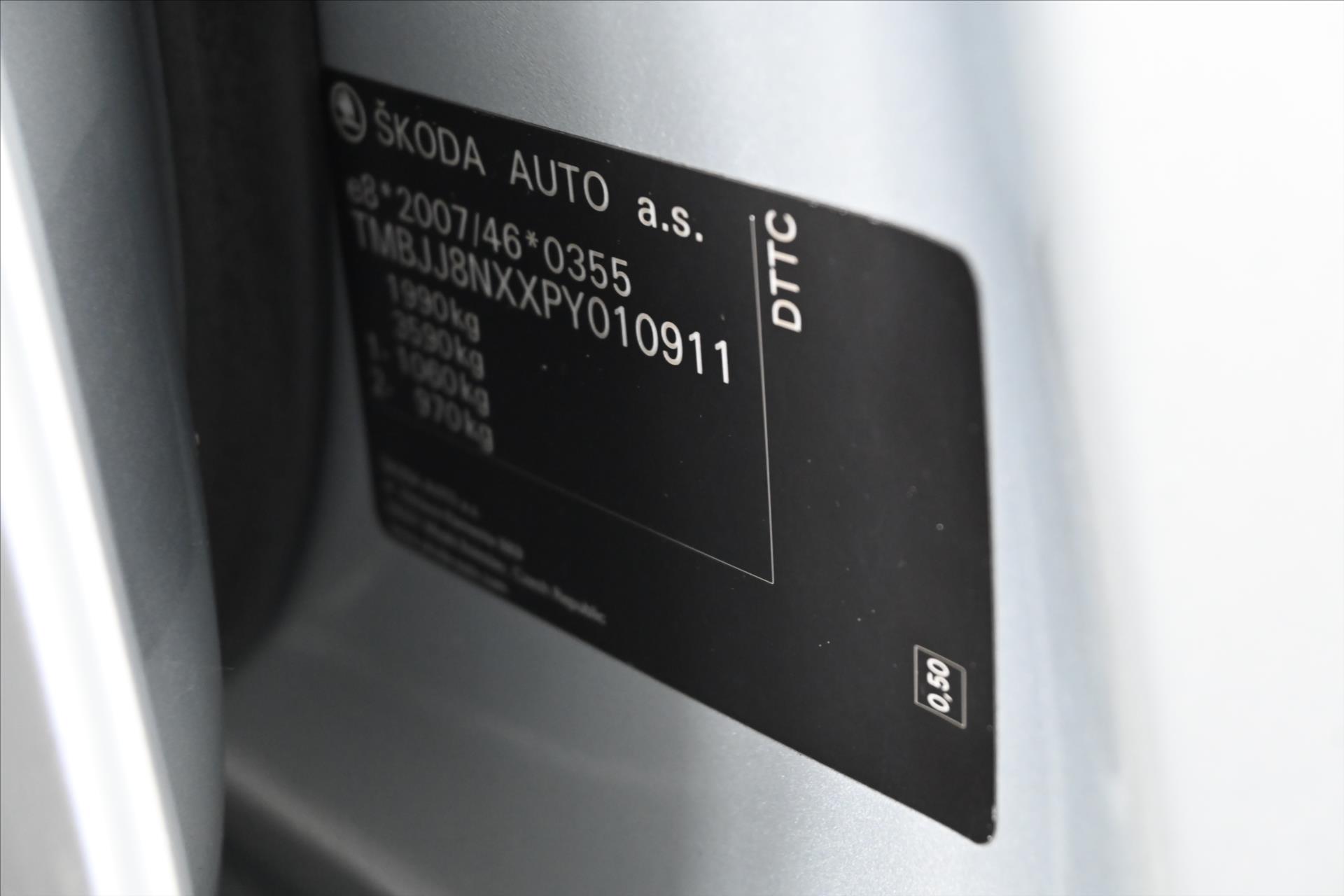 Hlavní fotografie vozu Škoda Octavia 2,0 TDi 110 kW DSG STYLE Záruka až 5 let (8)