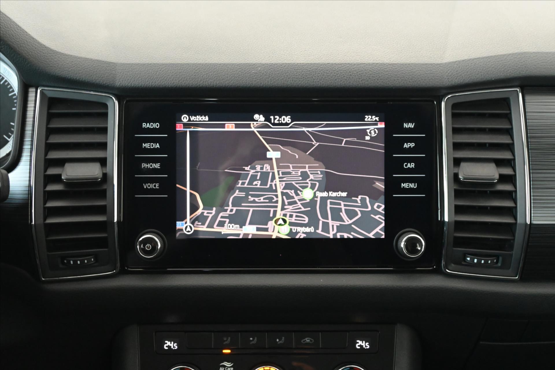 Hlavní fotografie vozu Škoda Kodiaq 1,5 TSi 110kW Business Edition Záruka až 5 let (19)