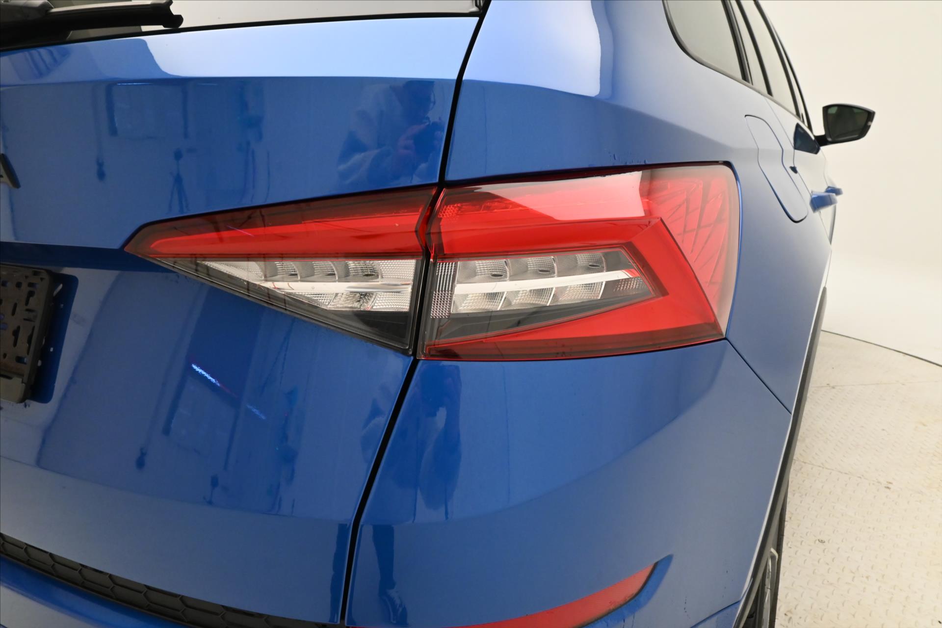 Hlavní fotografie vozu Škoda Kodiaq 1,5 TSI 110 kW Sportline Záruka až 5 let (31)