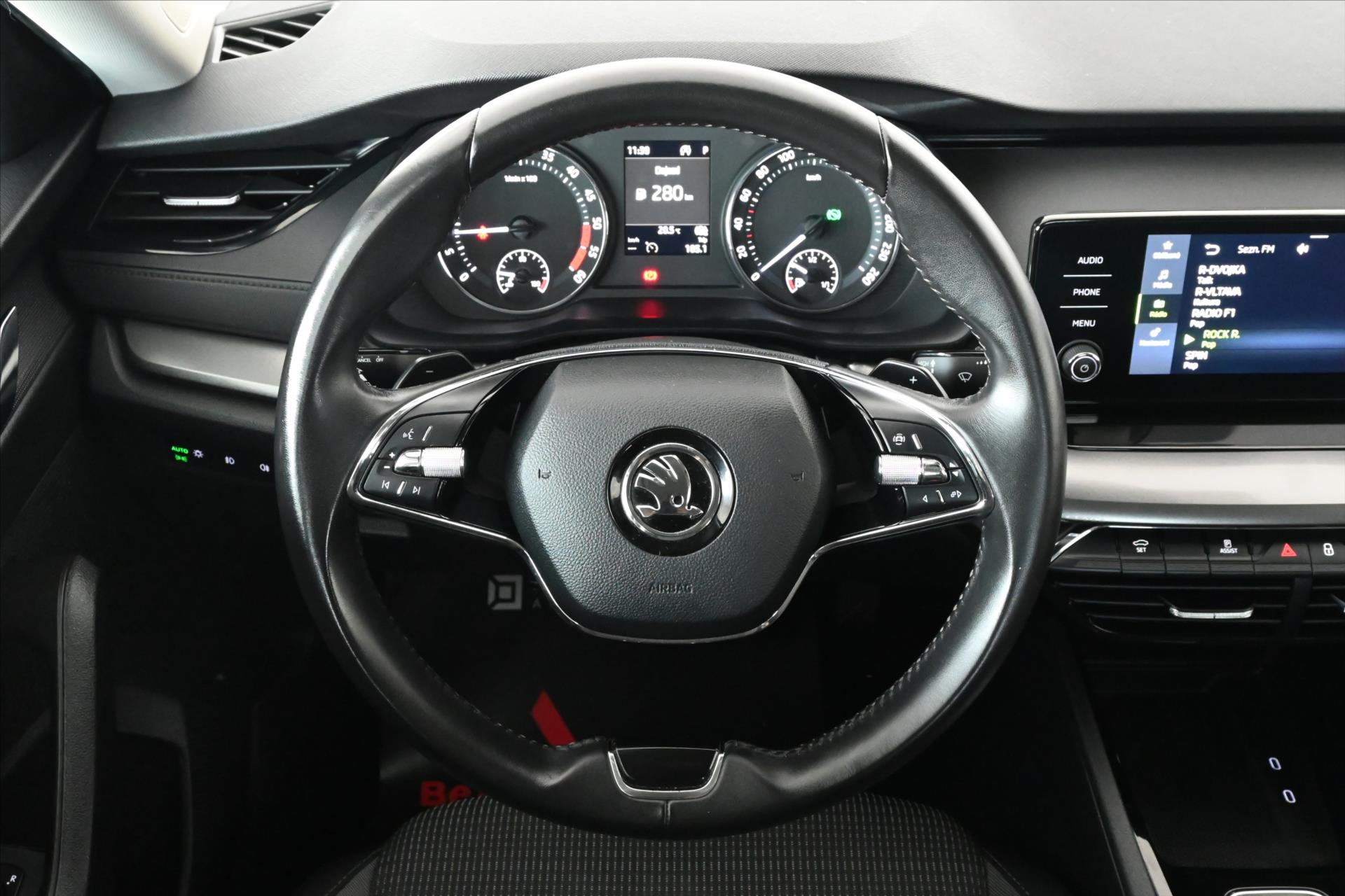 Hlavní fotografie vozu Škoda Octavia 2,0 TDI 110 kW DSG Ambition Záruka až 5 let (17)