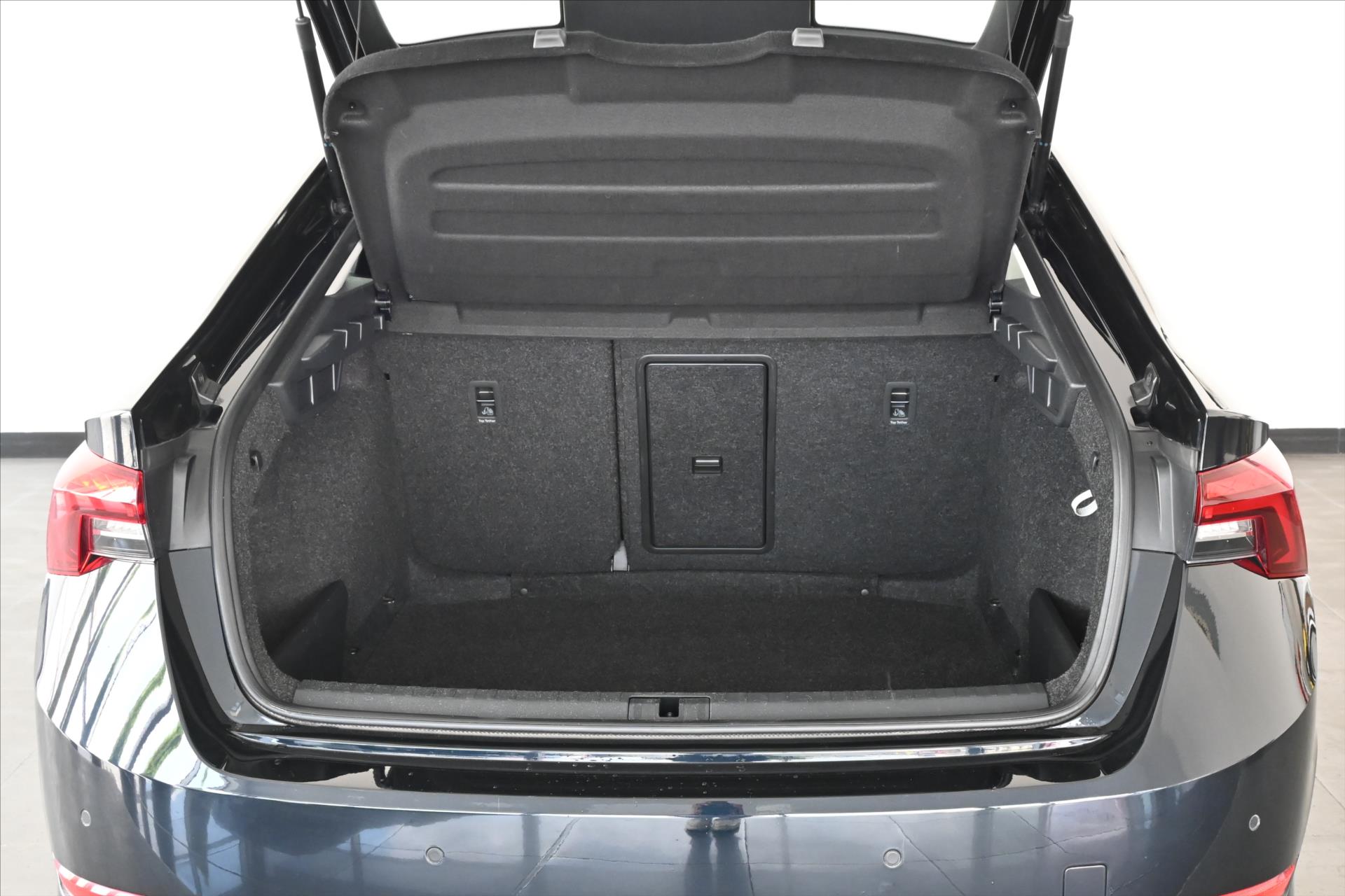 Hlavní fotografie vozu Škoda Octavia 2,0 TDI 110 kW DSG Ambition Záruka až 5 let (7)