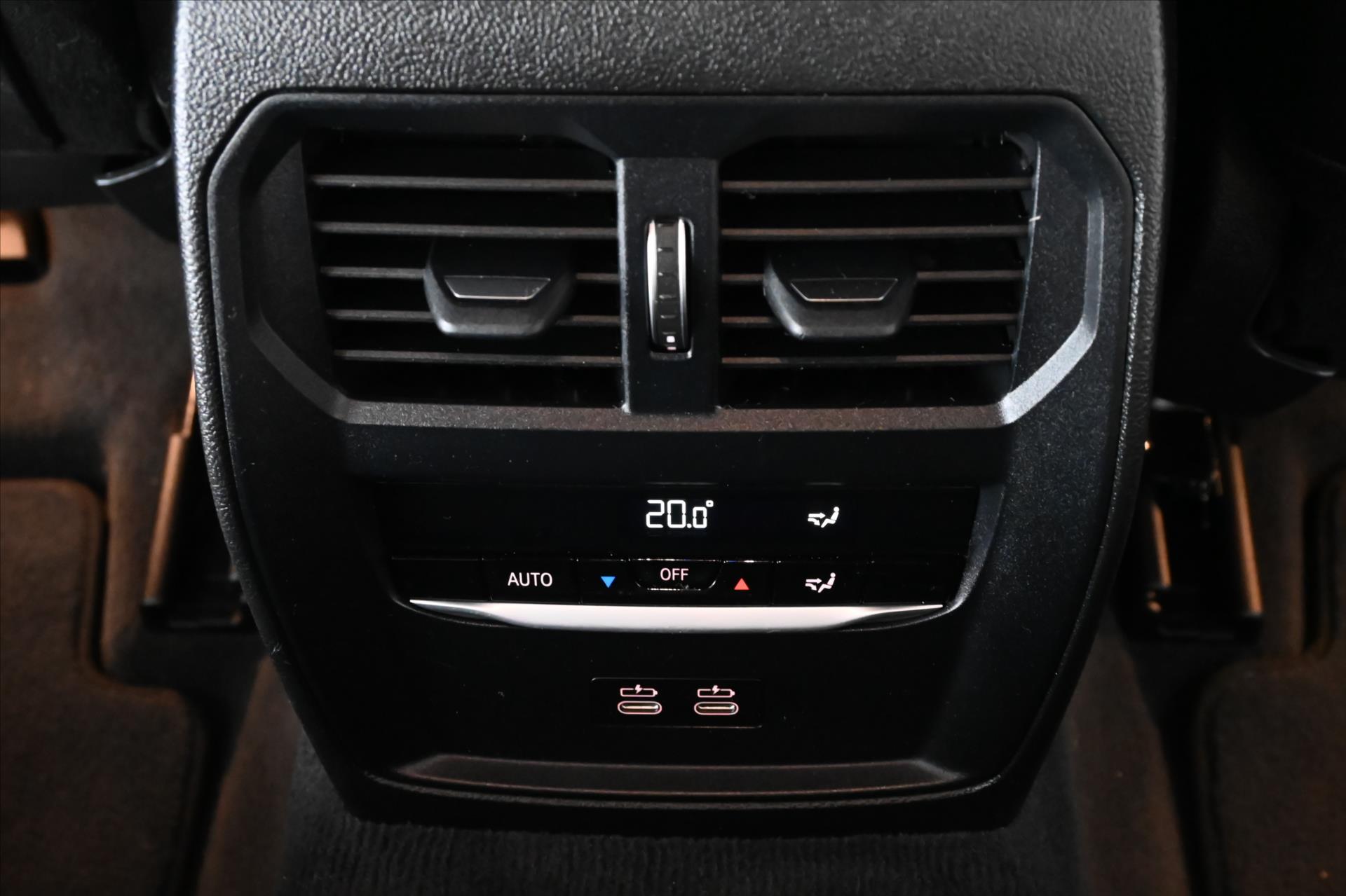 Hlavní fotografie vozu BMW Řada 3 2,0 320D 140 kW M-paket Záruka až 5 let (22)