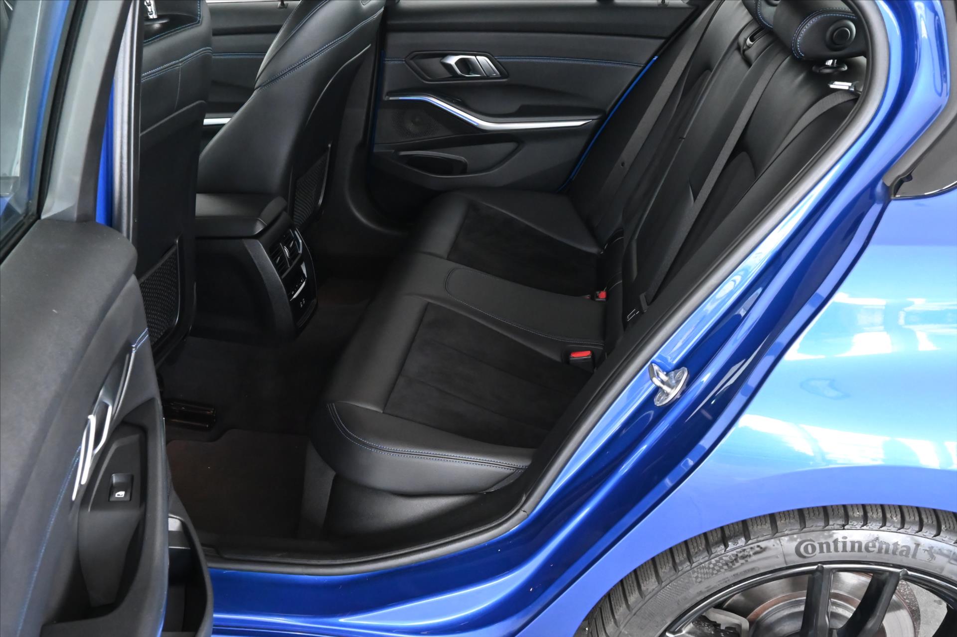 Hlavní fotografie vozu BMW Řada 3 2,0 320D 140 kW M-paket Záruka až 5 let (10)