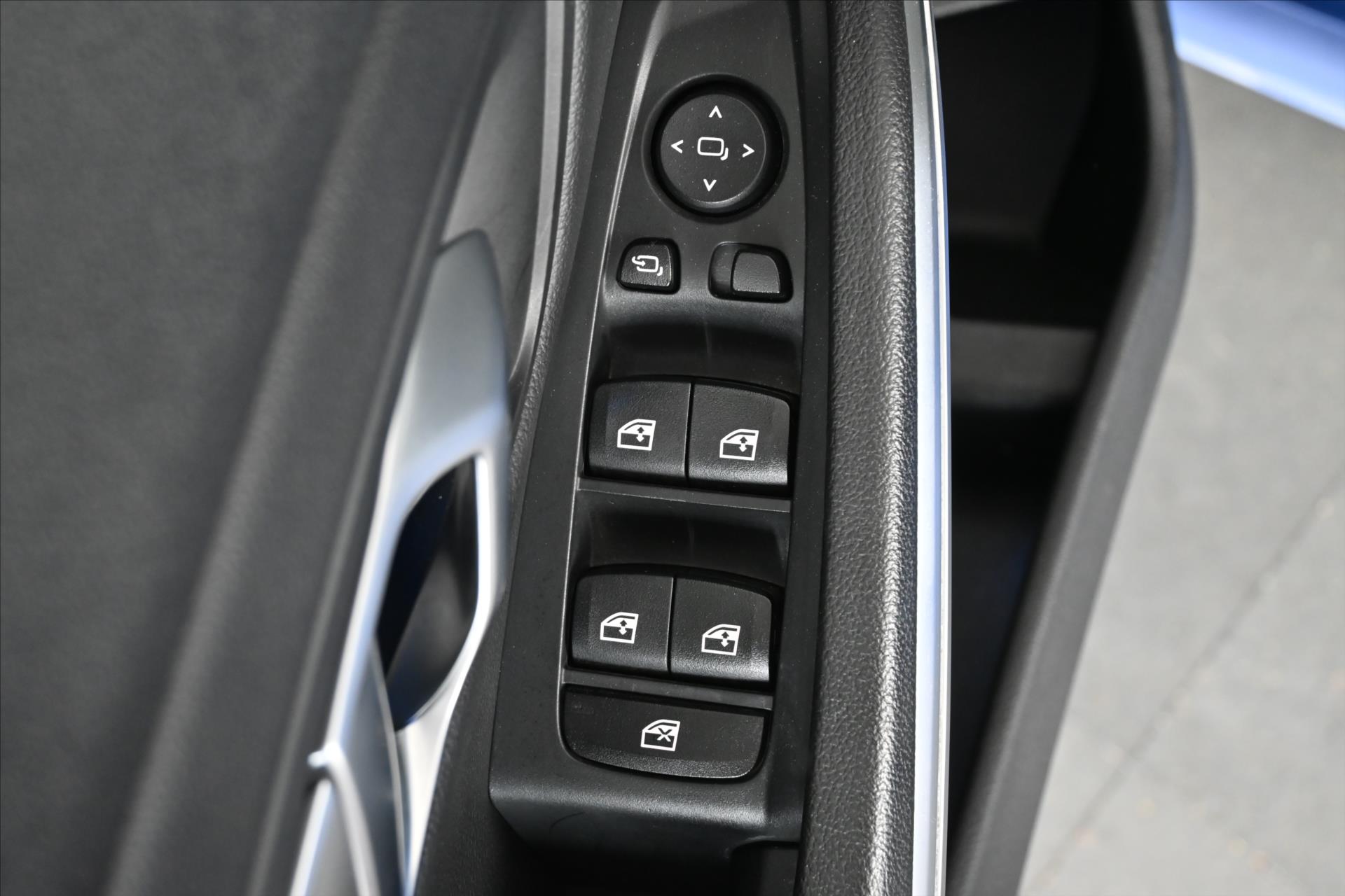 Main photo of the car BMW Row 3 2.0 320D 140 kW MANUAL M-package Warranty up to 5 years (26)