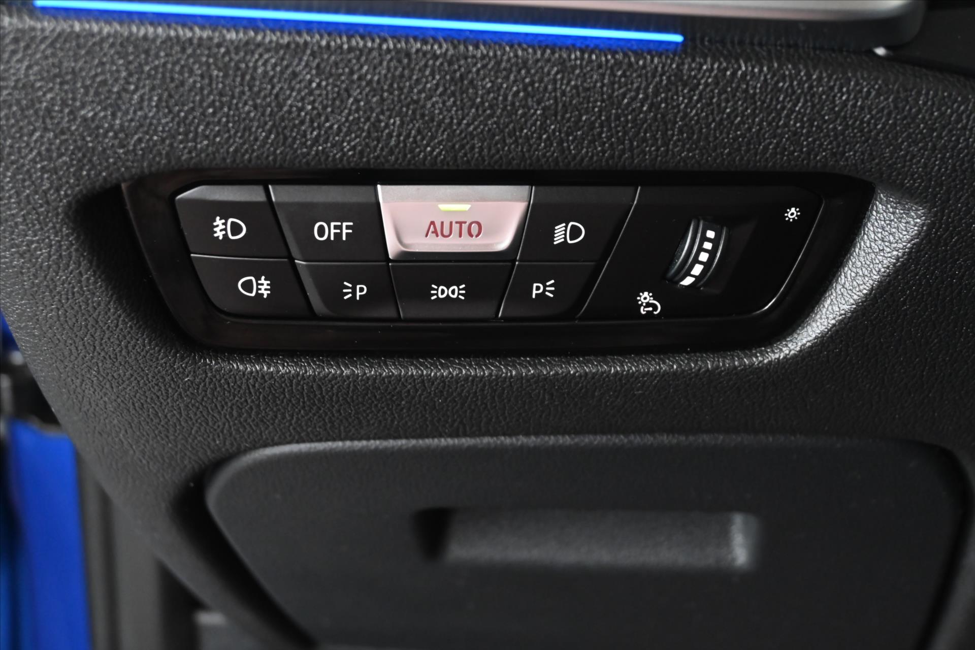 Main photo of the car BMW Row 3 2.0 320D 140 kW MANUAL M-package Warranty up to 5 years (27)