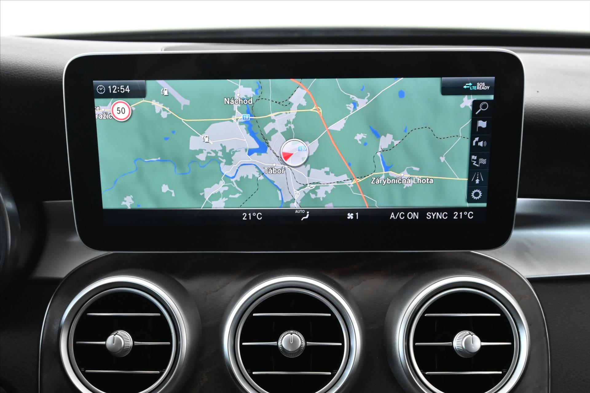 Main photo of the car Mercedes-Benz Class c 2.0 220d 143 kW 9G-Tronic Avantgarde Warranty up to 5 years (21)