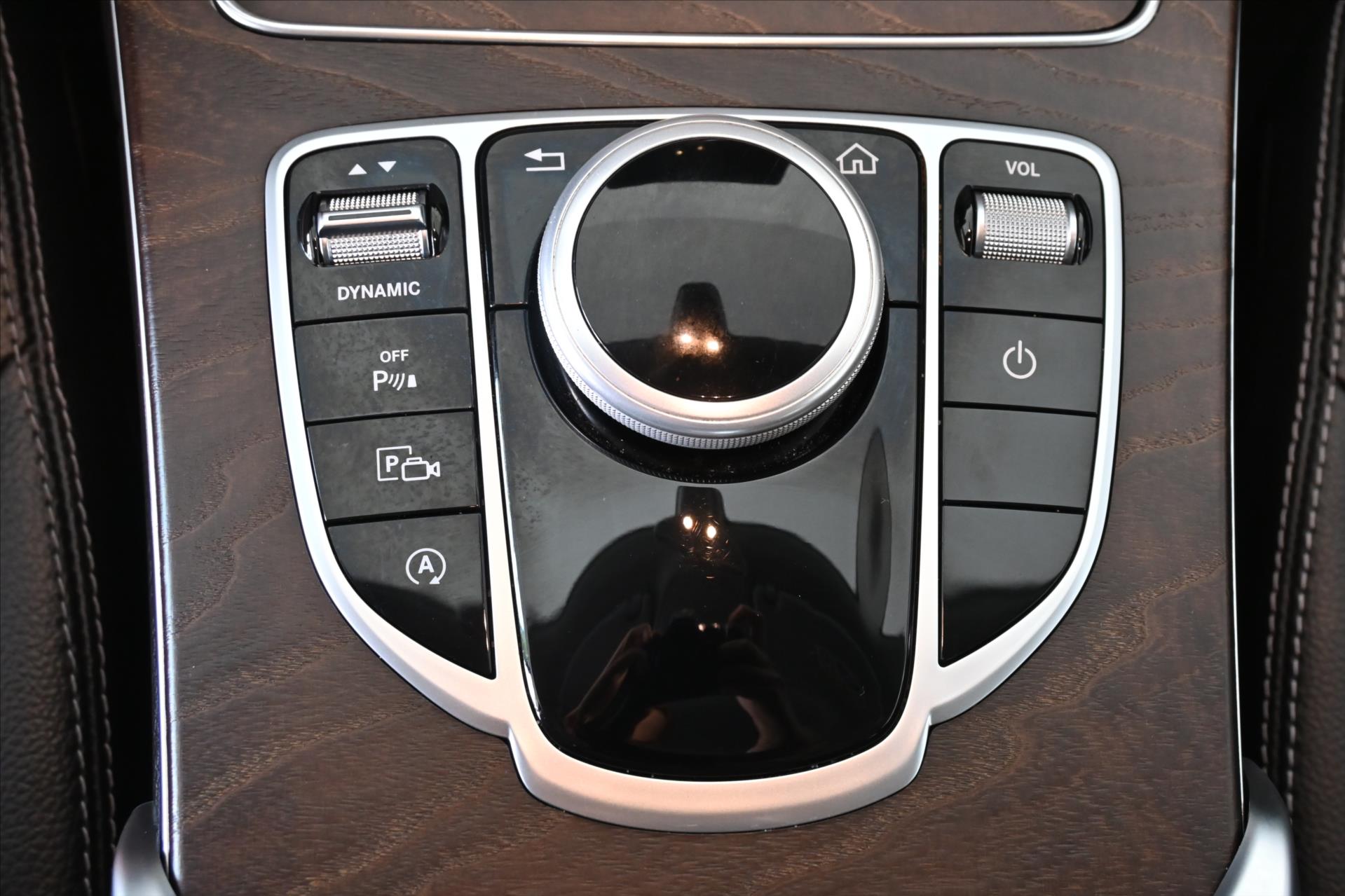 Main photo of the car Mercedes-Benz Class c 2.0 220d 143 kW 9G-Tronic Avantgarde Warranty up to 5 years (25)