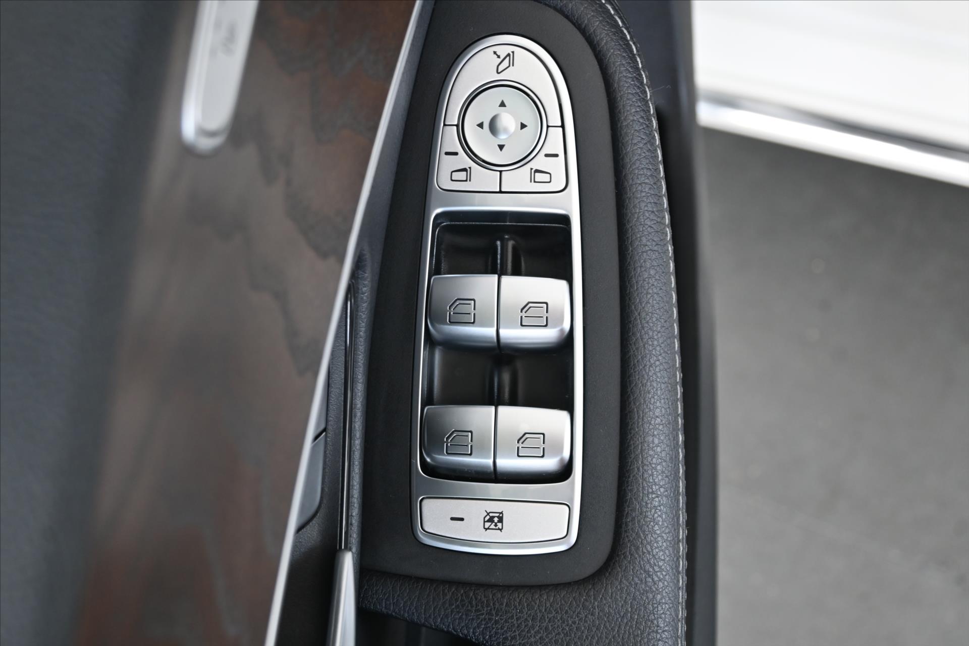 Main photo of the car Mercedes-Benz Class c 2.0 220d 143 kW 9G-Tronic Avantgarde Warranty up to 5 years (28)