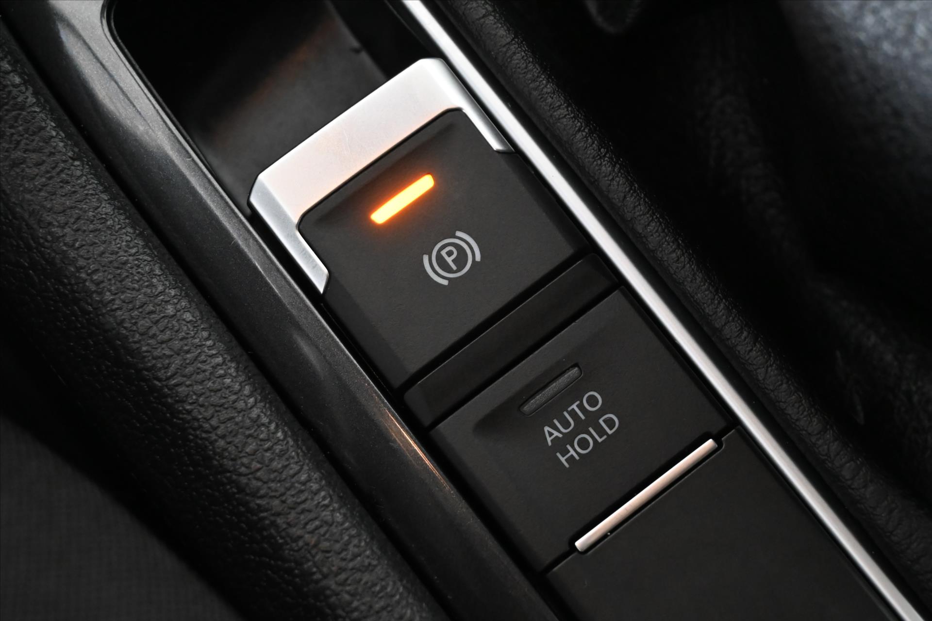 Hlavní fotografie vozu Volkswagen Tiguan Allspace 1,5 TSI 110 kW Comfortline Záruka až 5 let (27)