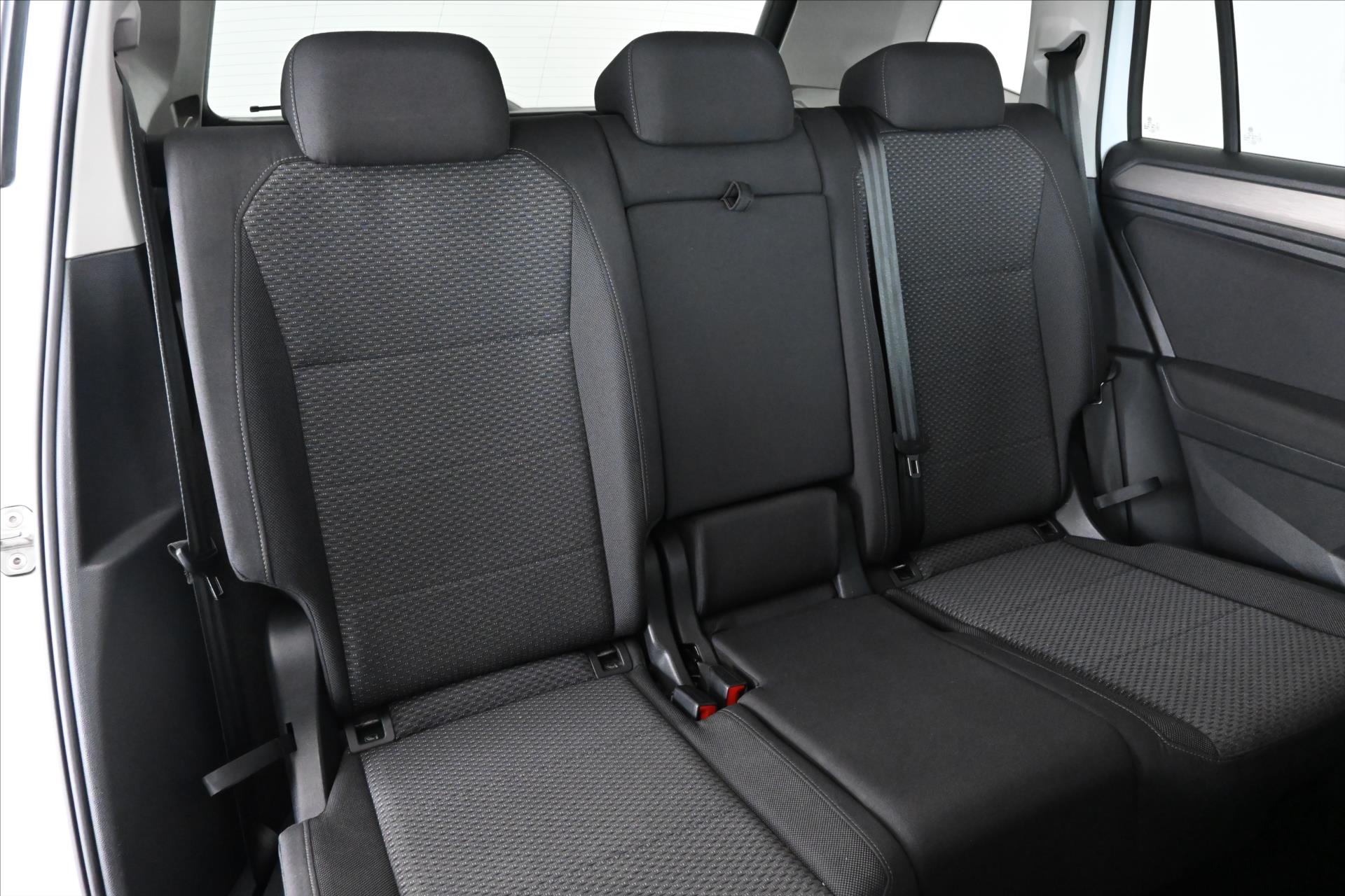 Hlavní fotografie vozu Volkswagen Tiguan Allspace 1,5 TSI 110 kW Comfortline Záruka až 5 let (31)