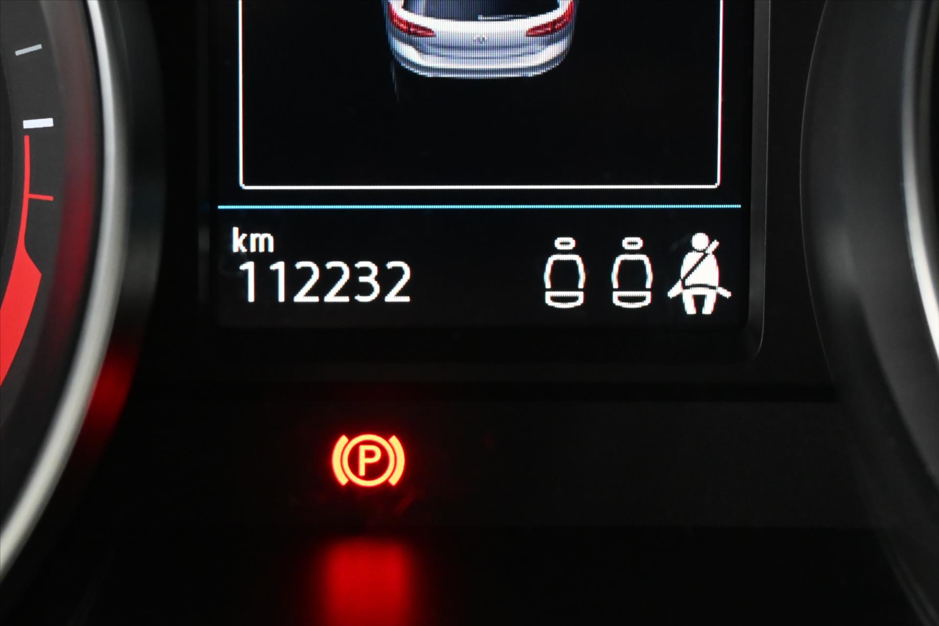 Hlavní fotografie vozu Volkswagen Passat 2,0 TDI 110kW BUSINESS Záruka až 5 let (13)