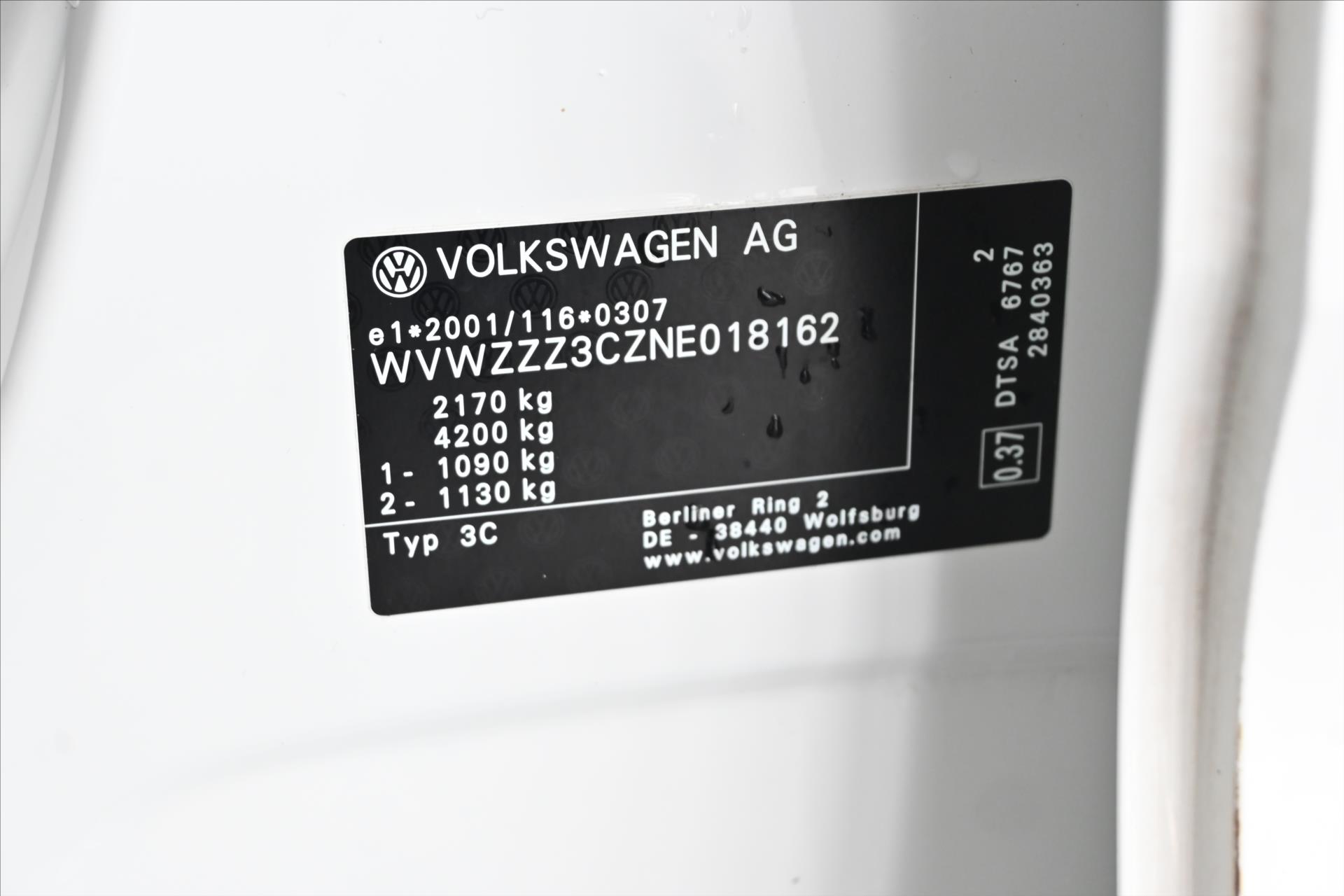 Hlavní fotografie vozu Volkswagen Passat 2,0 TDI 110kW BUSINESS Záruka až 5 let (14)