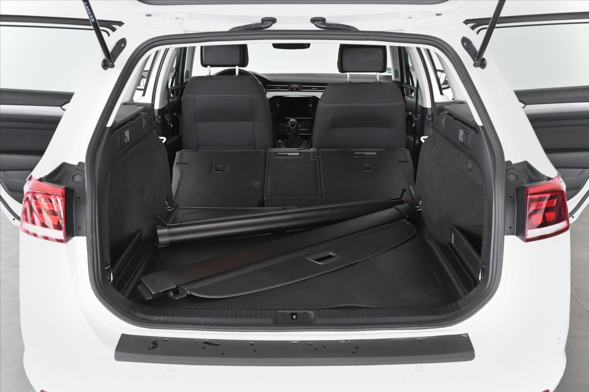 Hlavní fotografie vozu Volkswagen Passat 2,0 TDI 110kW BUSINESS Záruka až 5 let (6)