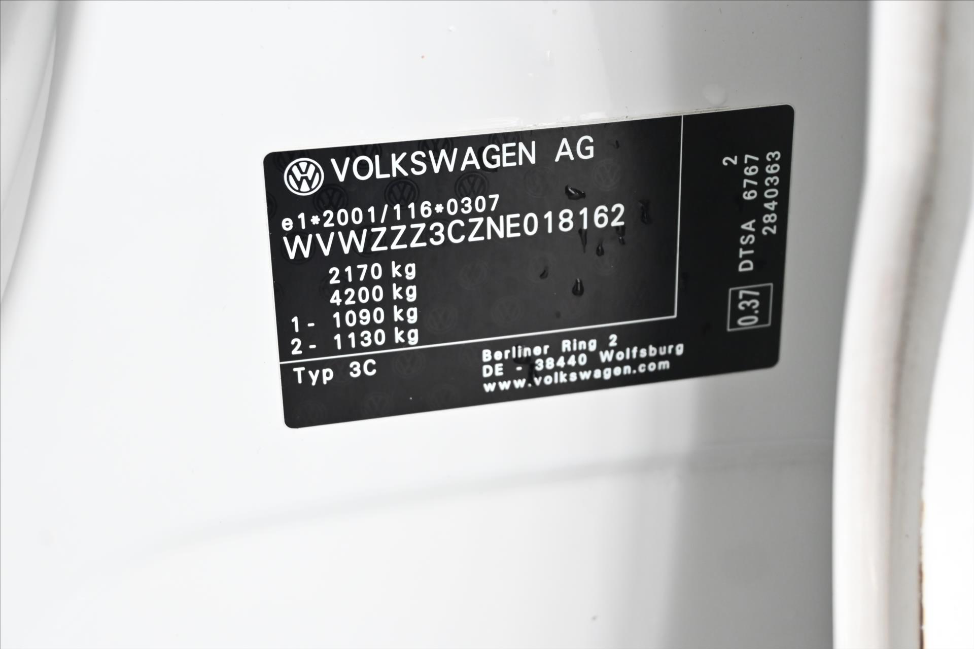 Hlavní fotografie vozu Volkswagen Passat 2,0 TDI 110kW BUSINESS Záruka až 5 let (7)