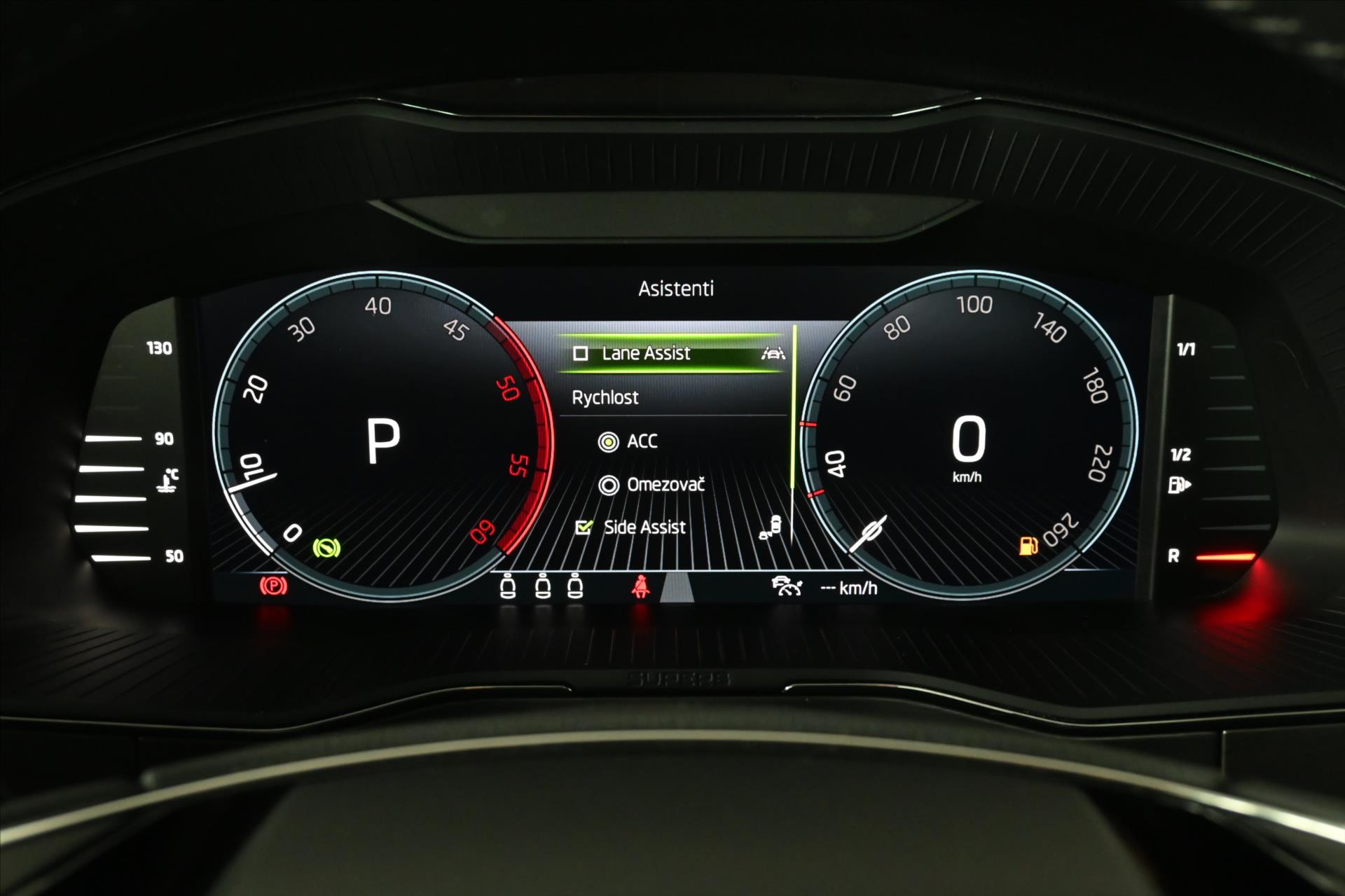 Hlavní fotografie vozu Škoda Superb 2,0 TDi 110kW DSG Style Záruka až 5 let (13)