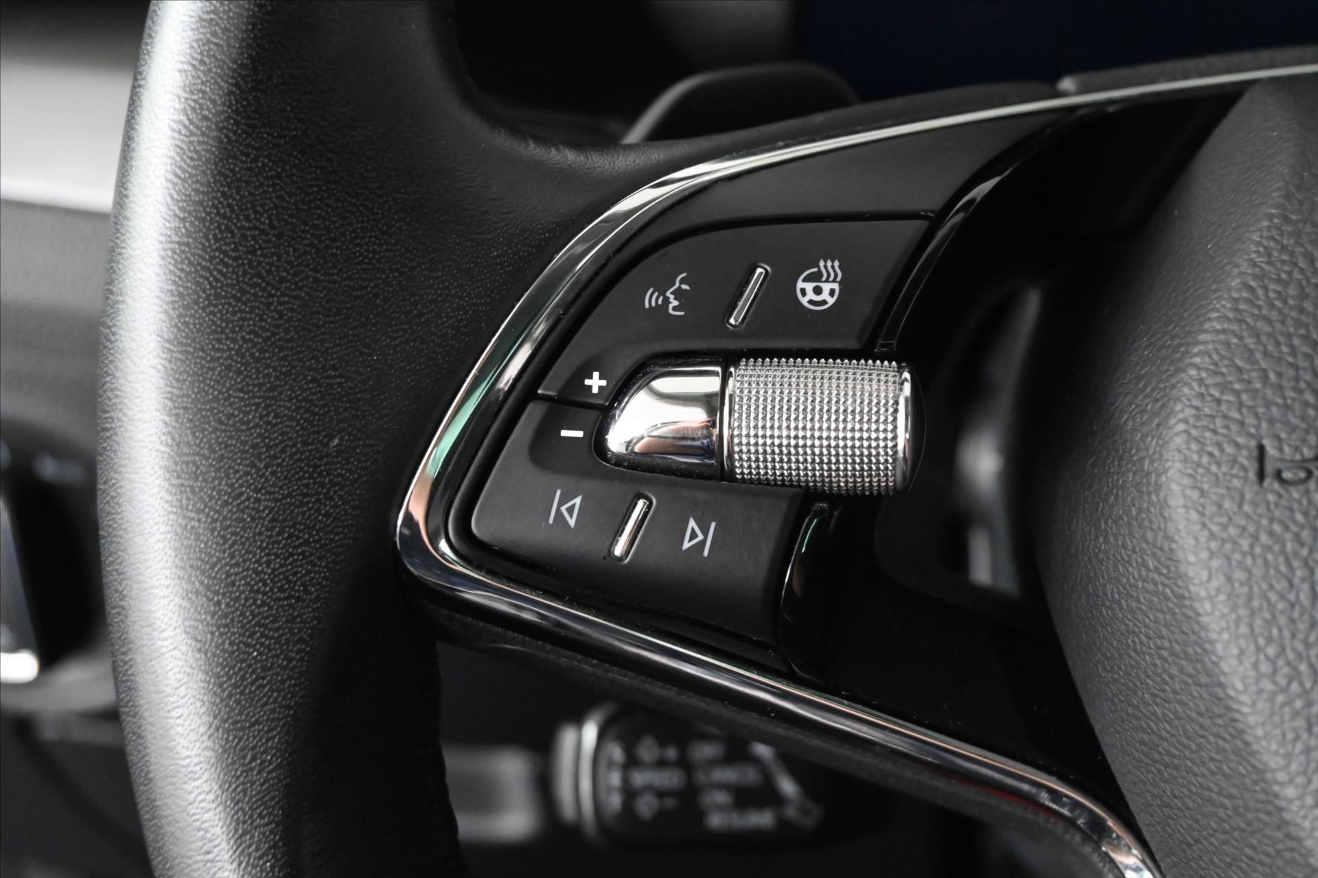 Hlavní fotografie vozu Škoda Superb 2,0 TDi 110kW DSG Style Záruka až 5 let (17)