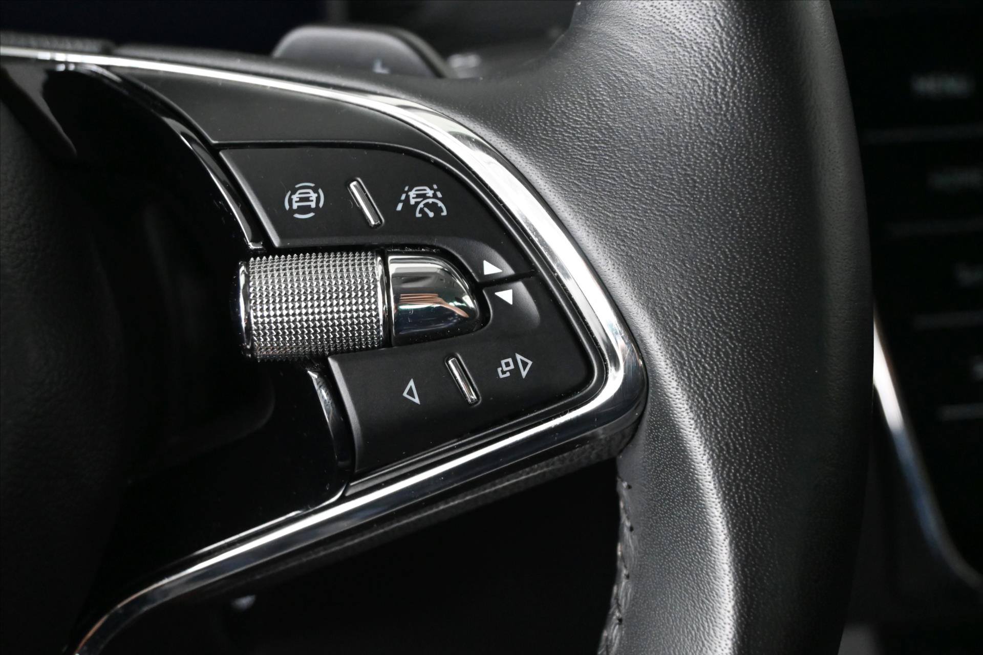 Hlavní fotografie vozu Škoda Superb 2,0 TDi 110kW DSG Style Záruka až 5 let (18)